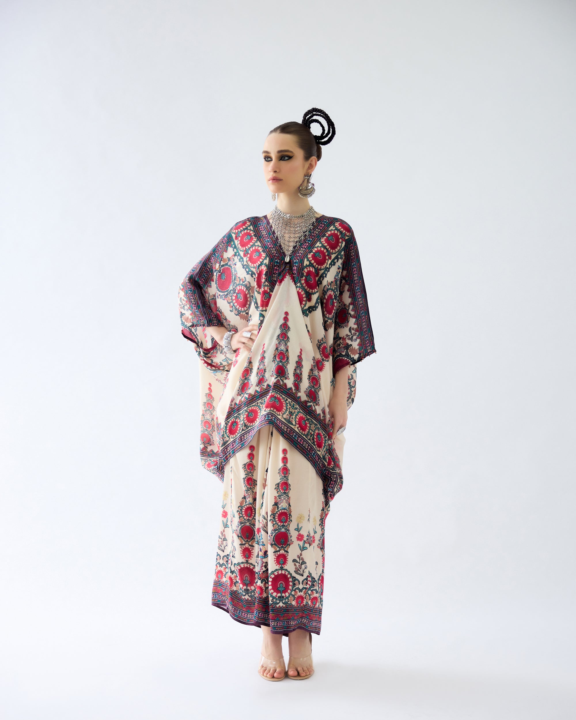 Bukhara : Dalilah/Surilee - Maroon