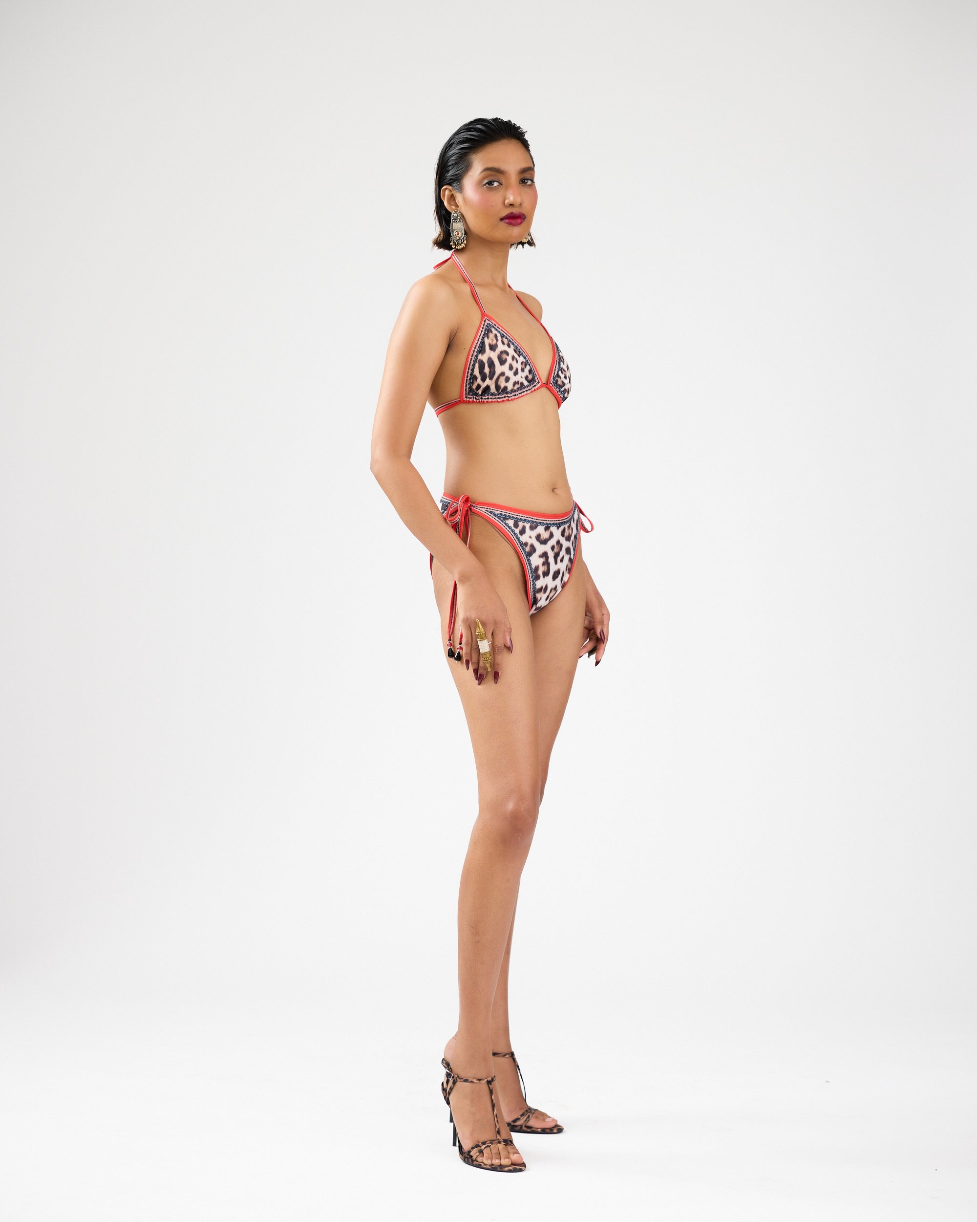 A Bukhara Summer : Rihanna - Warm Brown