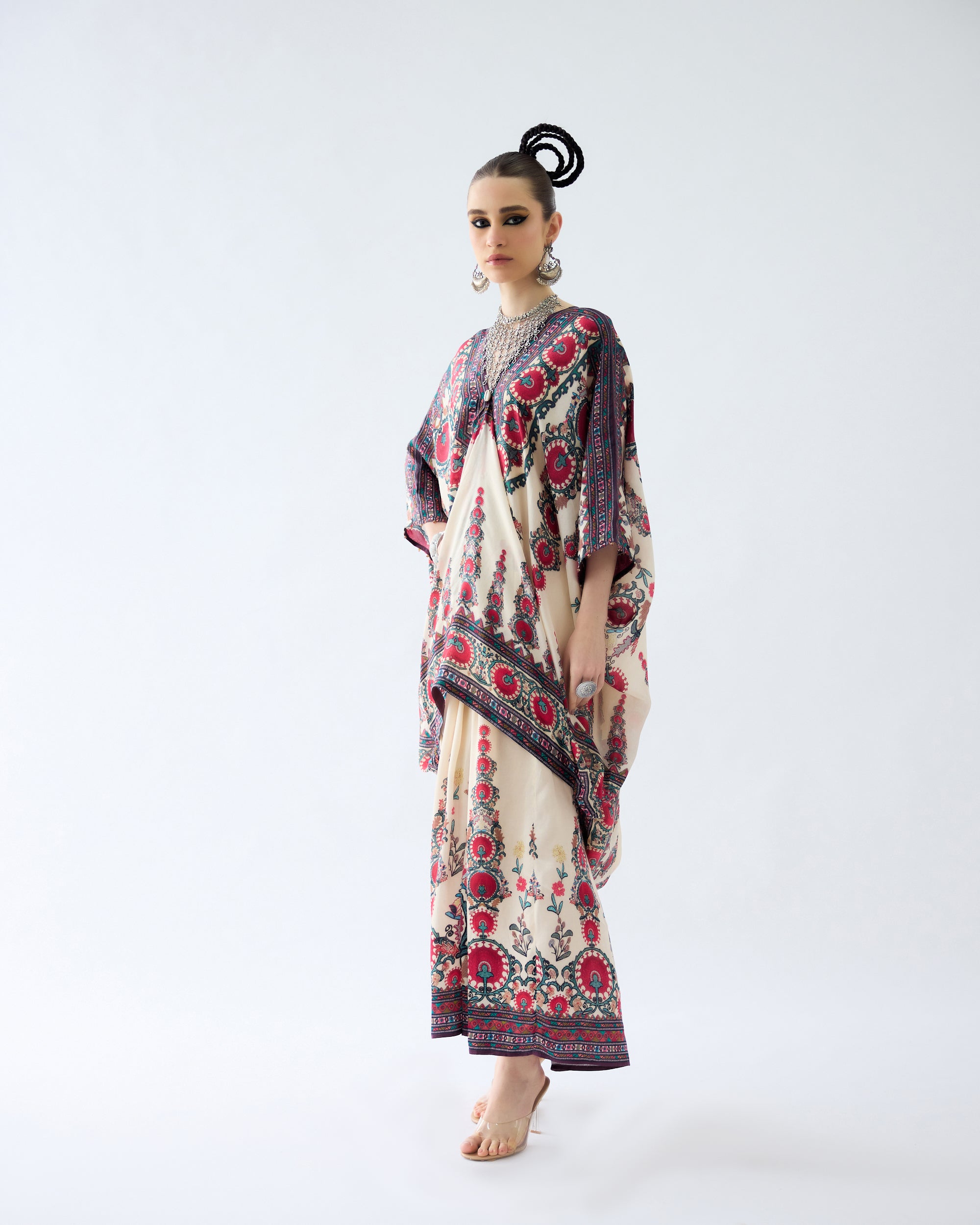 Bukhara : Dalilah/Surilee - Maroon