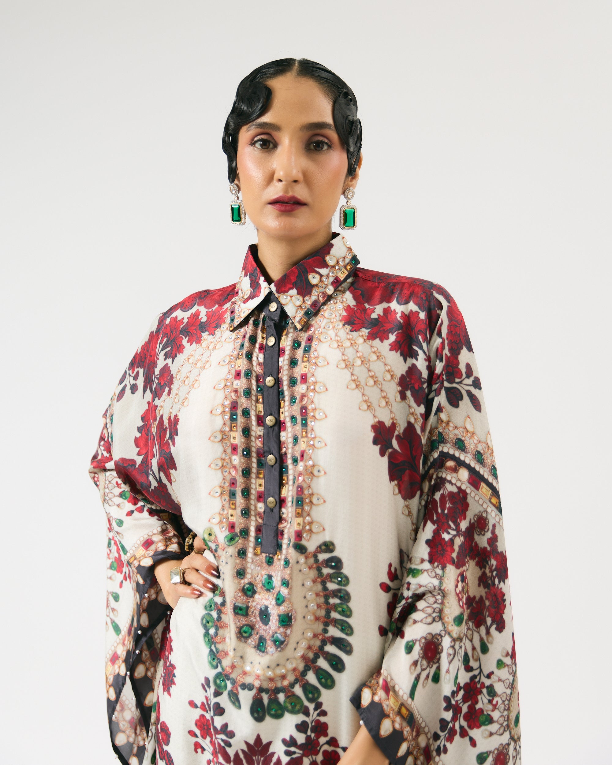 Nizam : Sharifa - Ivory/Red