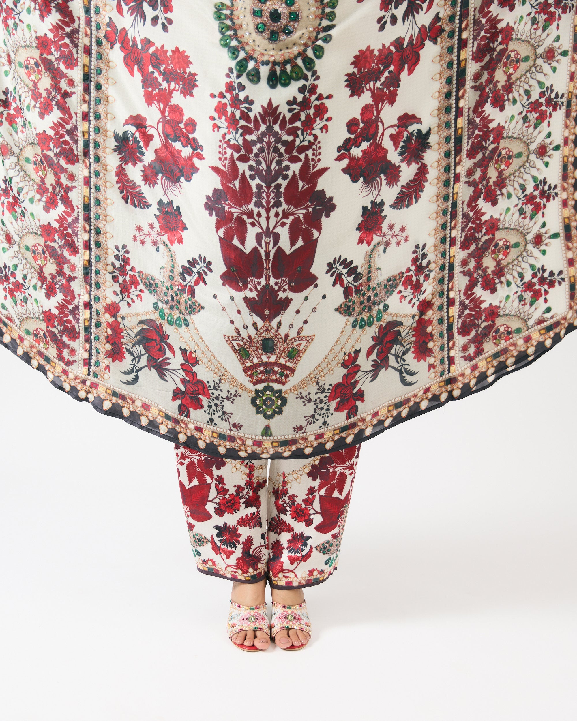 Nizam : Sharifa - Ivory/Red