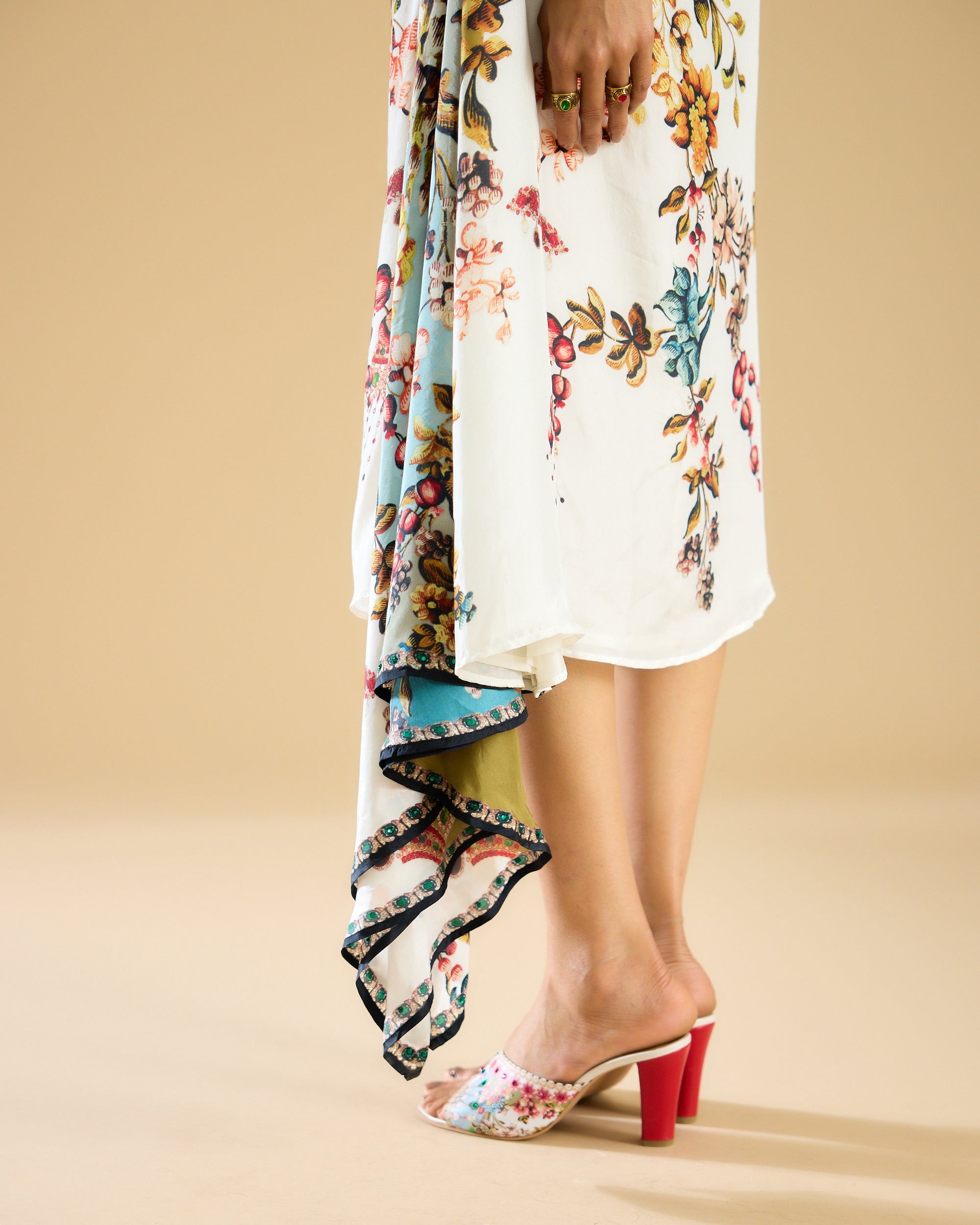 Nizam : Jamila - Ivory/Aqua