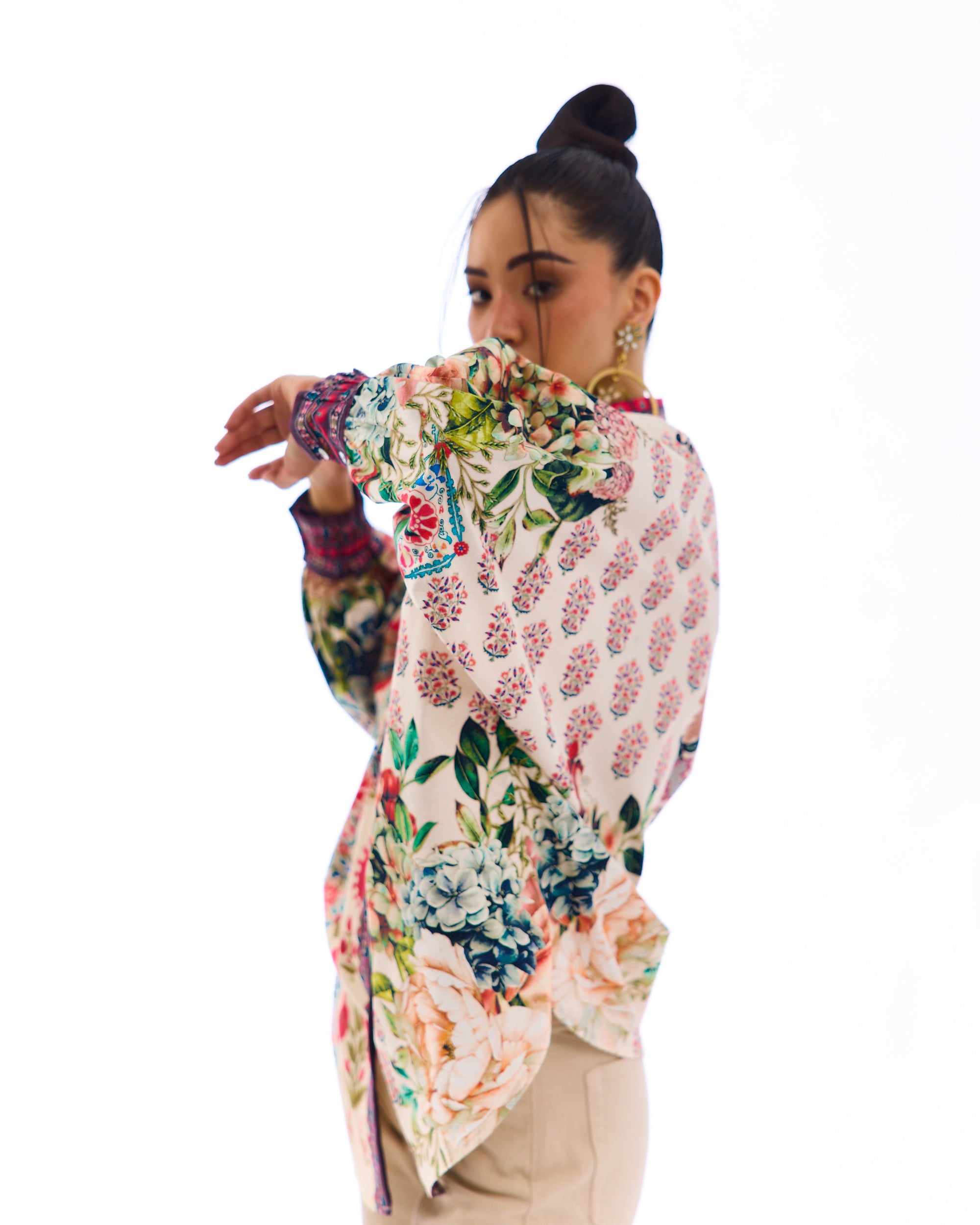 J'adore : Faiza - Ivory/Maroon
