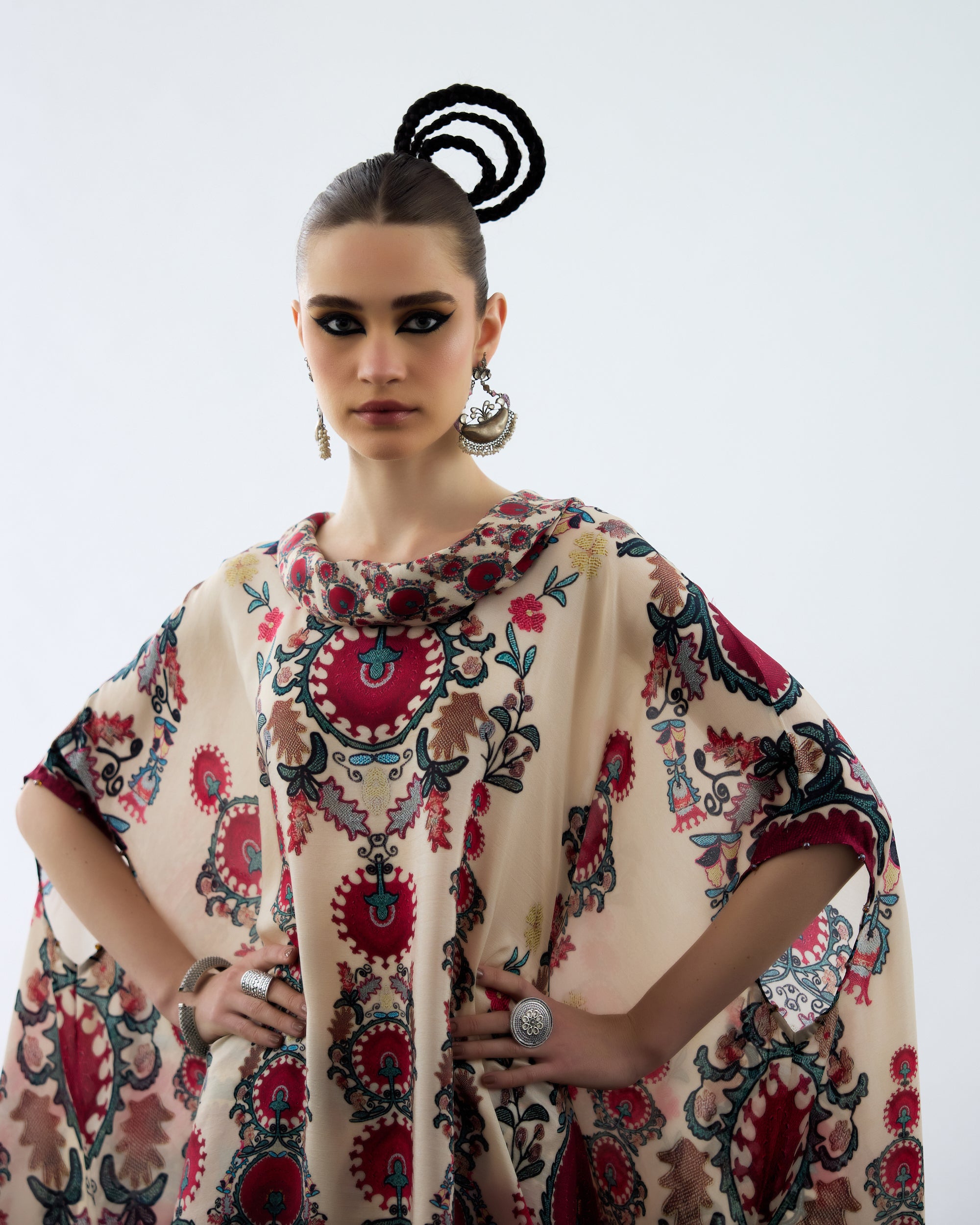 Bukhara : Lavanya/Sonth - Maroon
