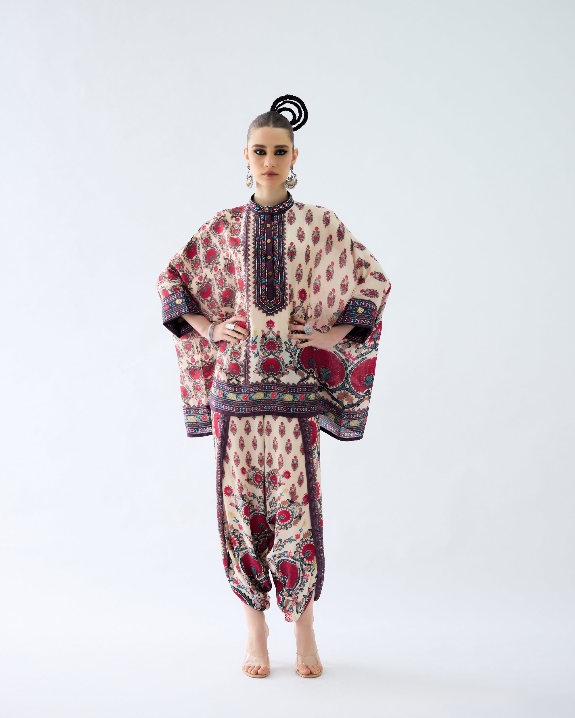 Bukhara : Chanel/Sonth - Maroon