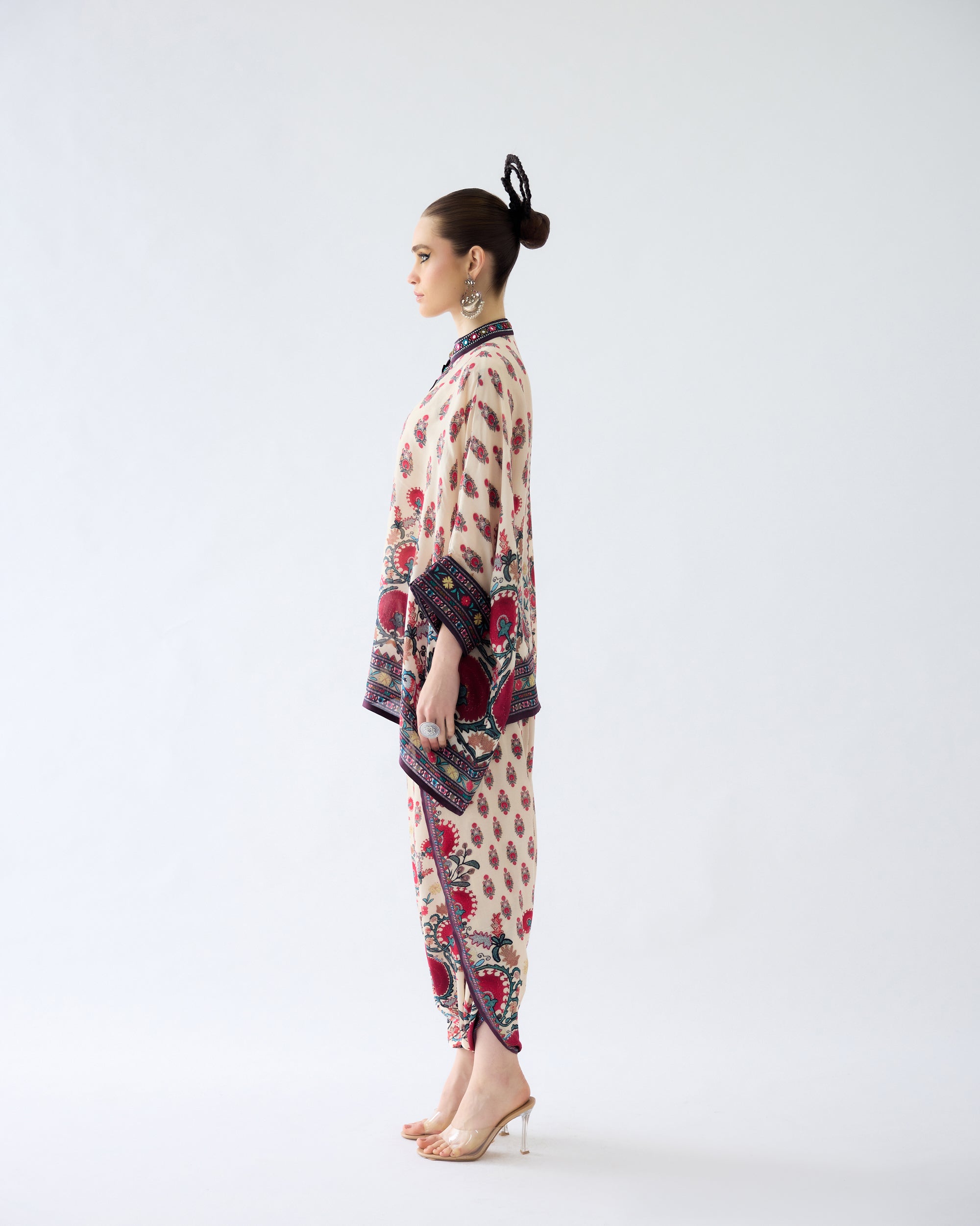 Bukhara : Chanel/Sonth - Maroon