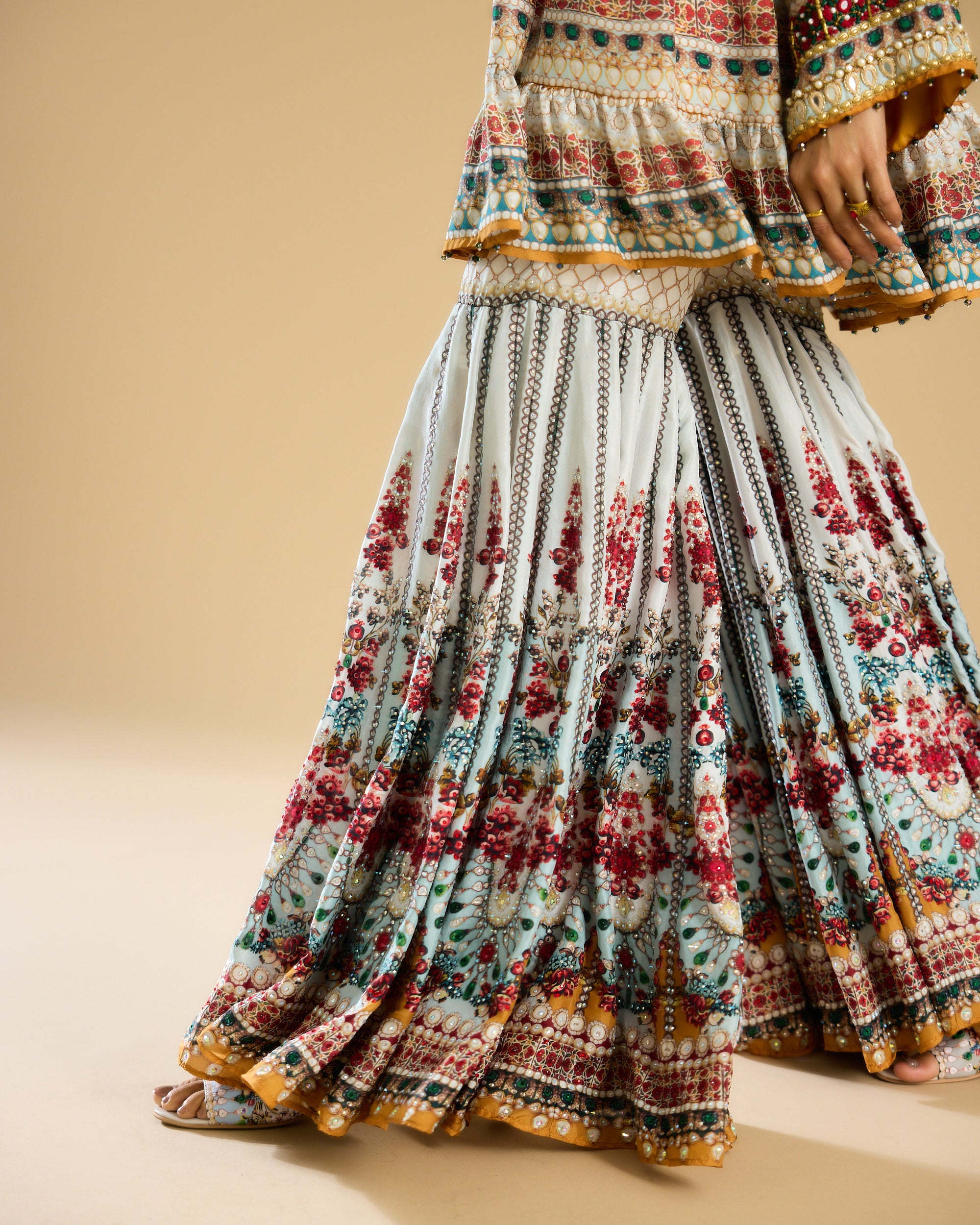 Nizam : Chinara - Ivory/Aqua