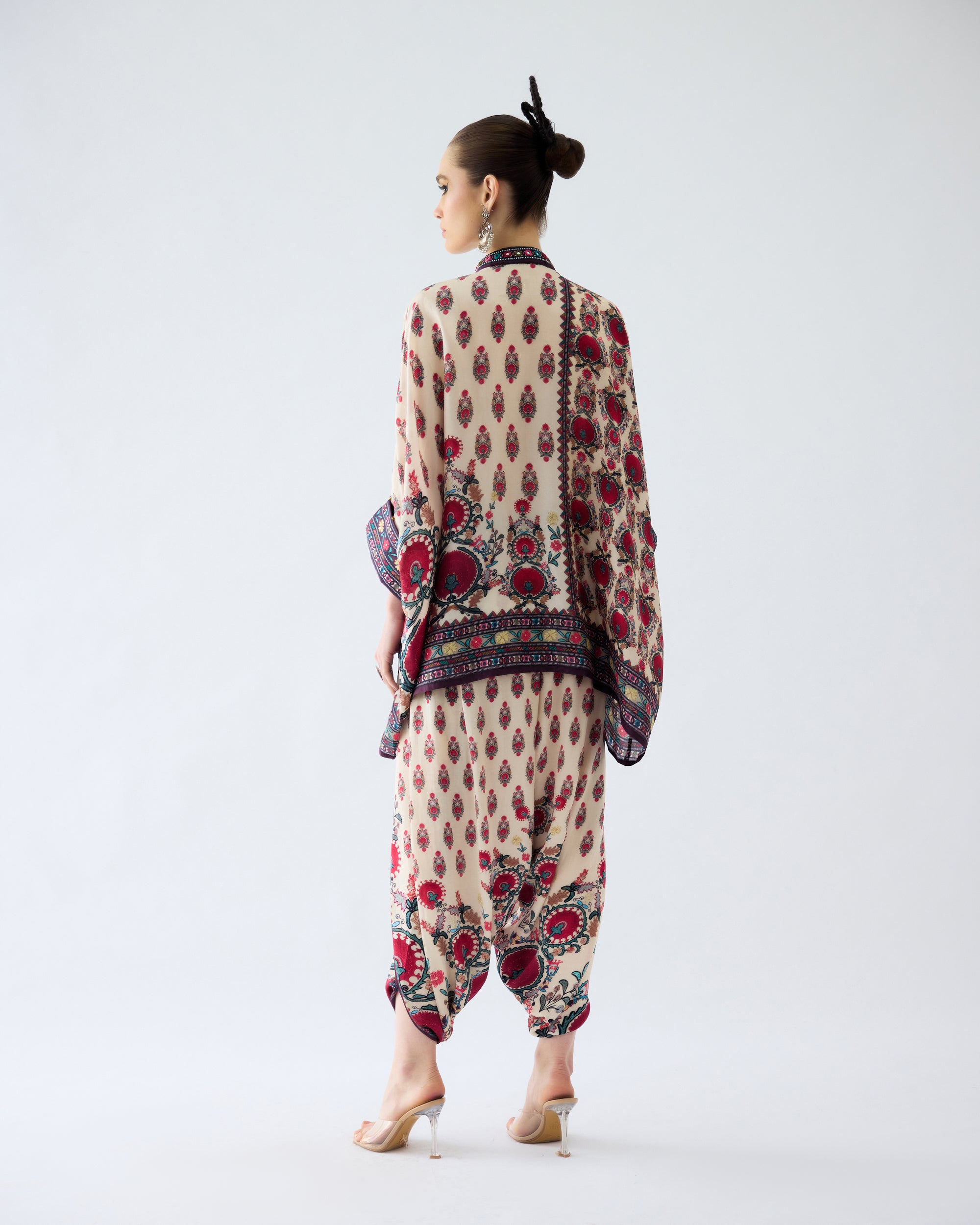 Bukhara : Chanel/Sonth - Maroon