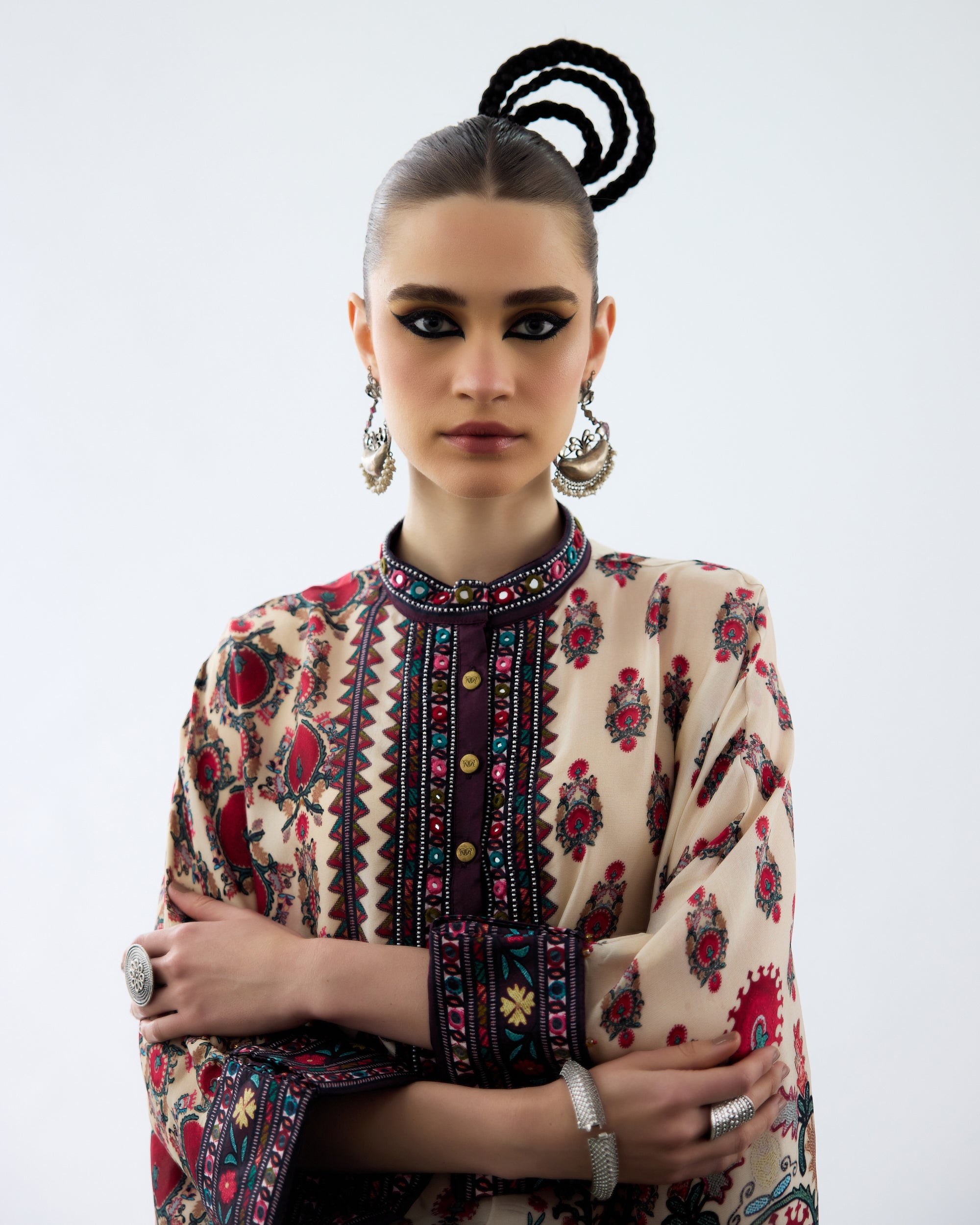 Bukhara : Chanel/Sonth - Maroon