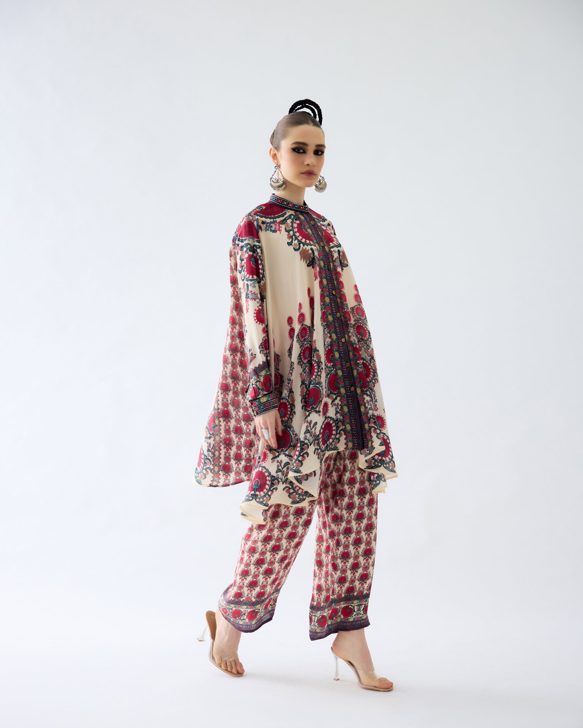 Bukhara : Nilofer - Maroon