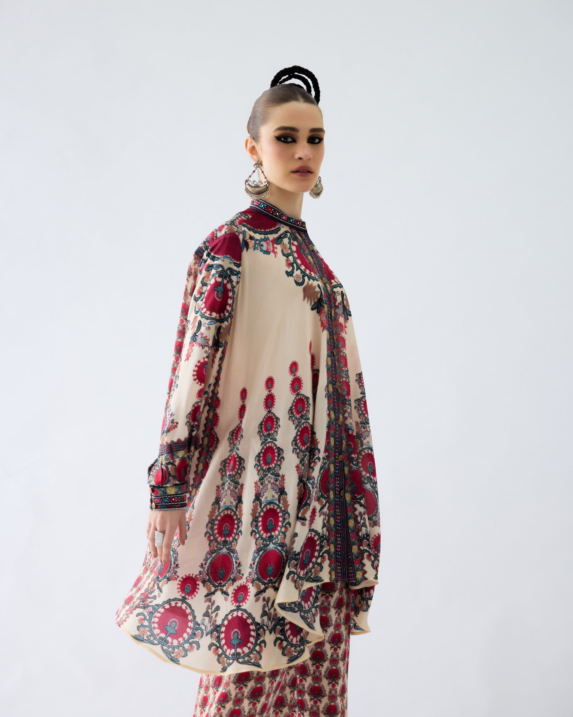 Bukhara : Nilofer - Maroon