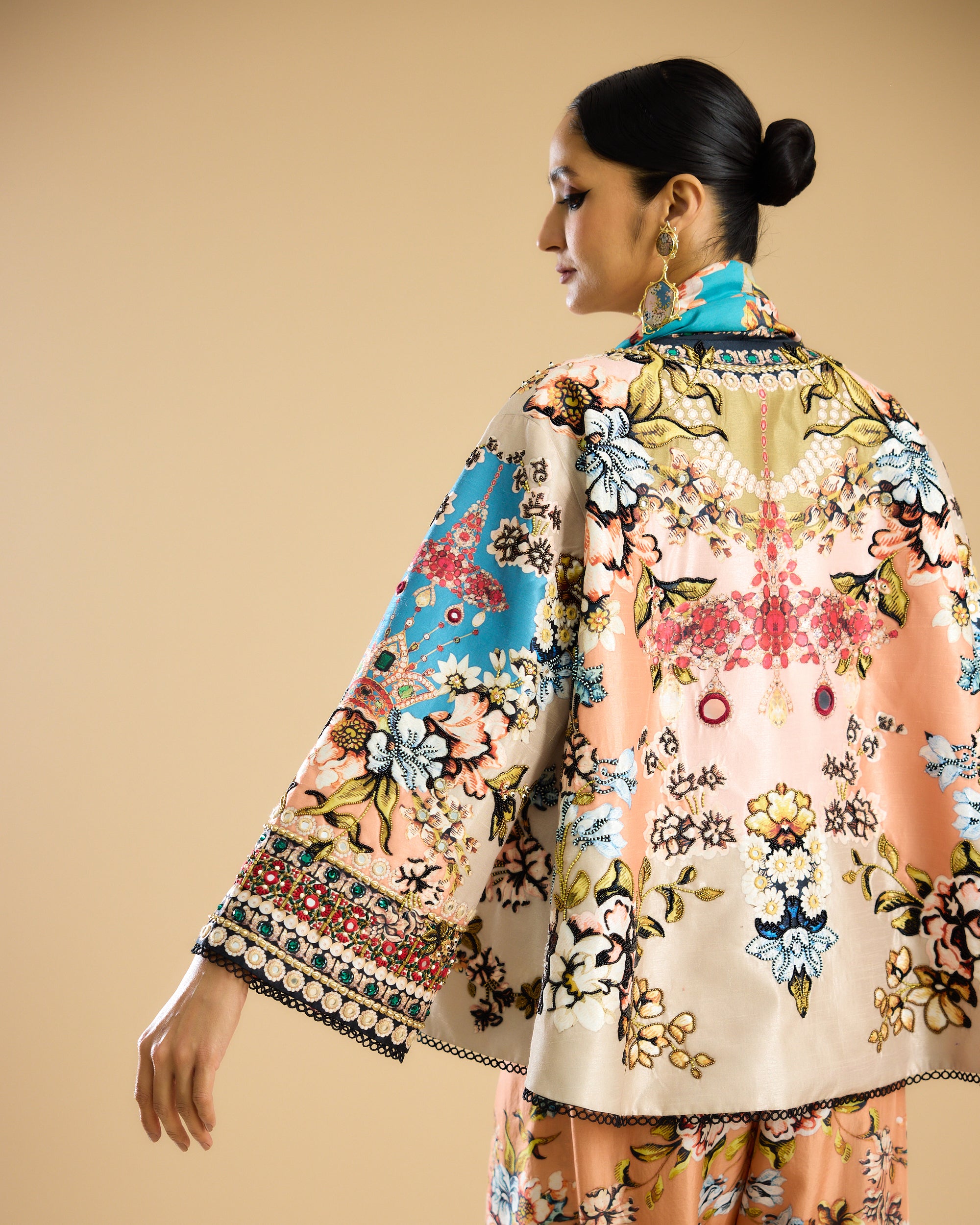 Nizam : Vagma - Ivory/Peach