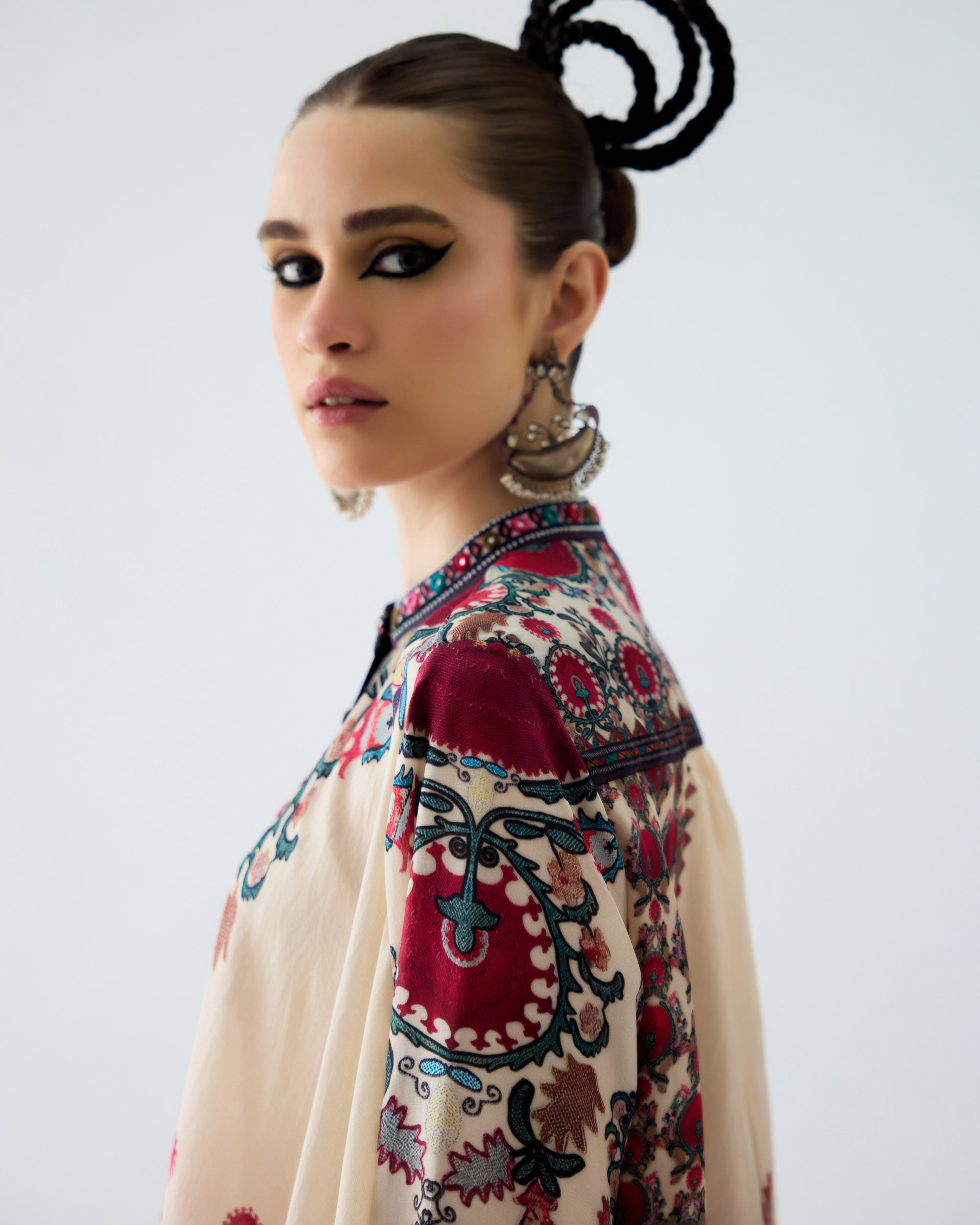Bukhara : Nilofer - Maroon