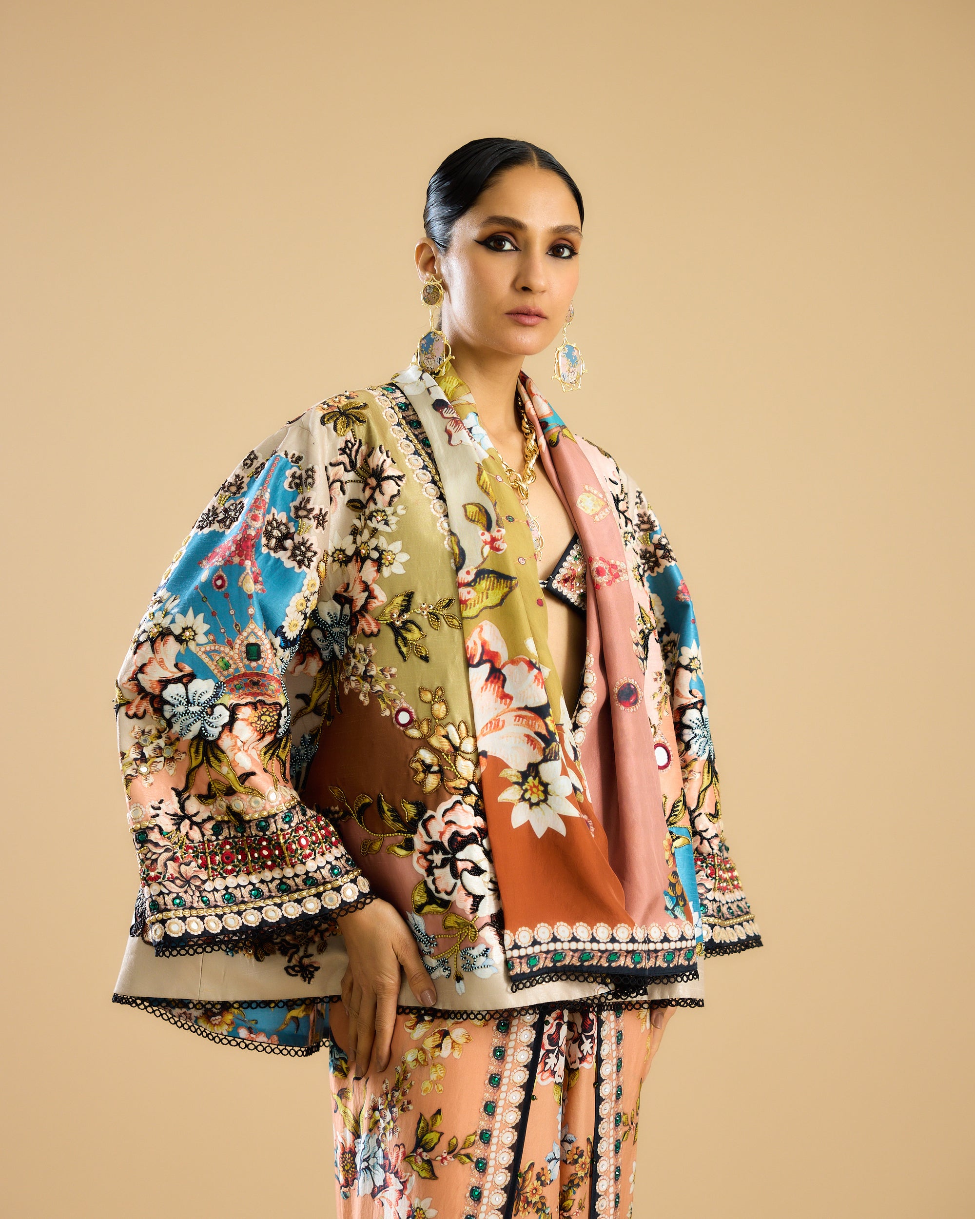 Nizam : Vagma - Ivory/Peach