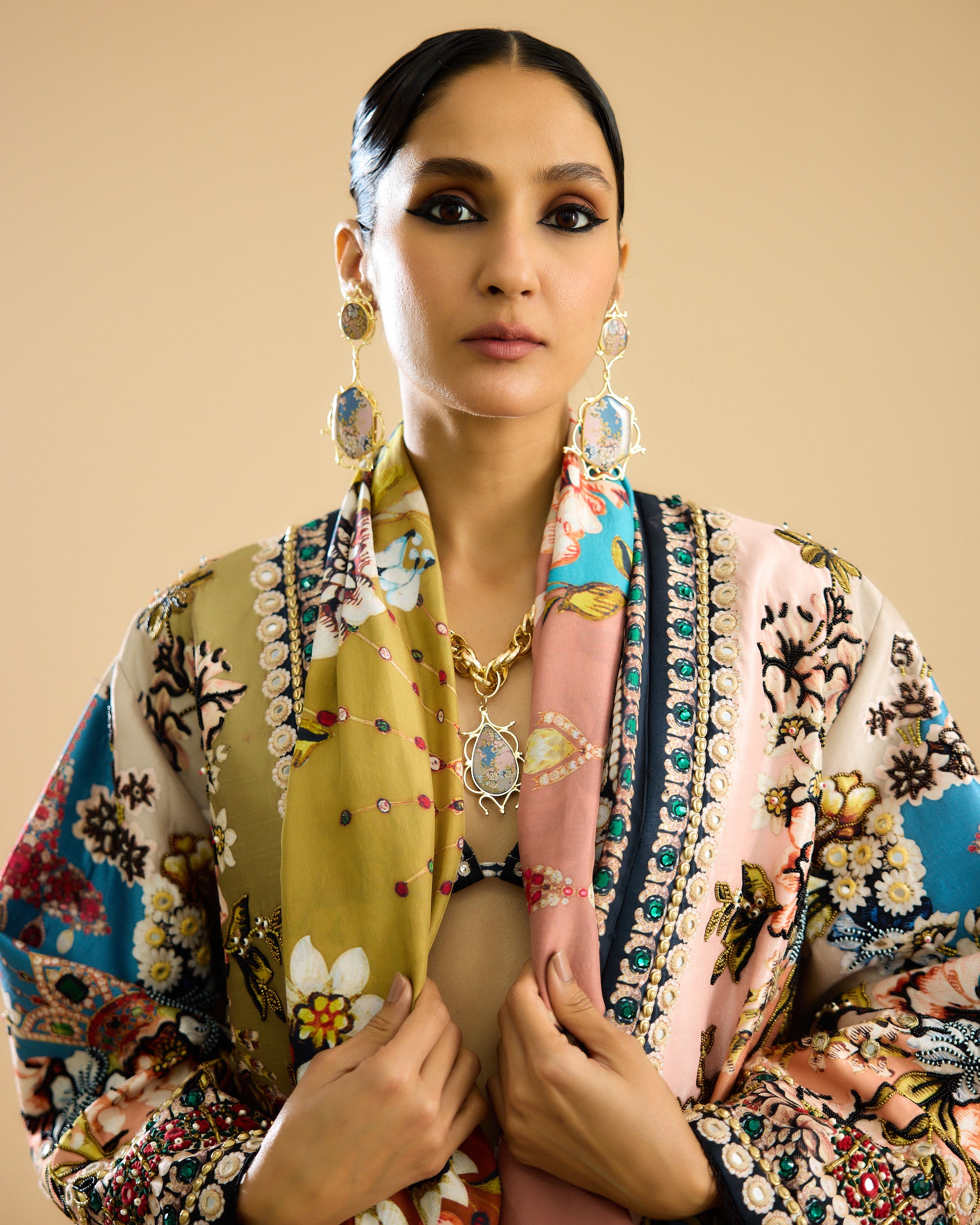 Nizam : Vagma - Ivory/Peach
