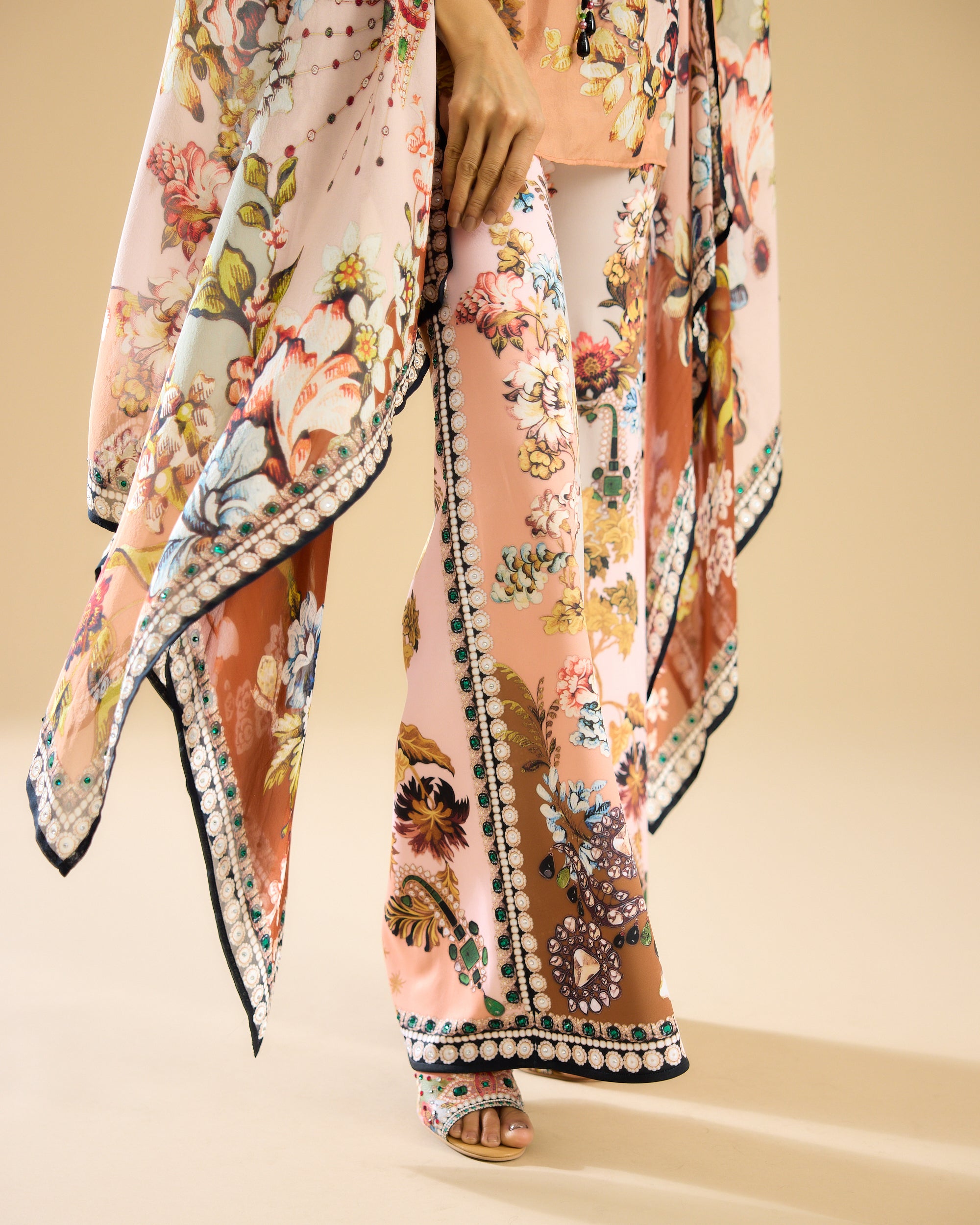 Nizam : Gabriella - Ivory/Peach