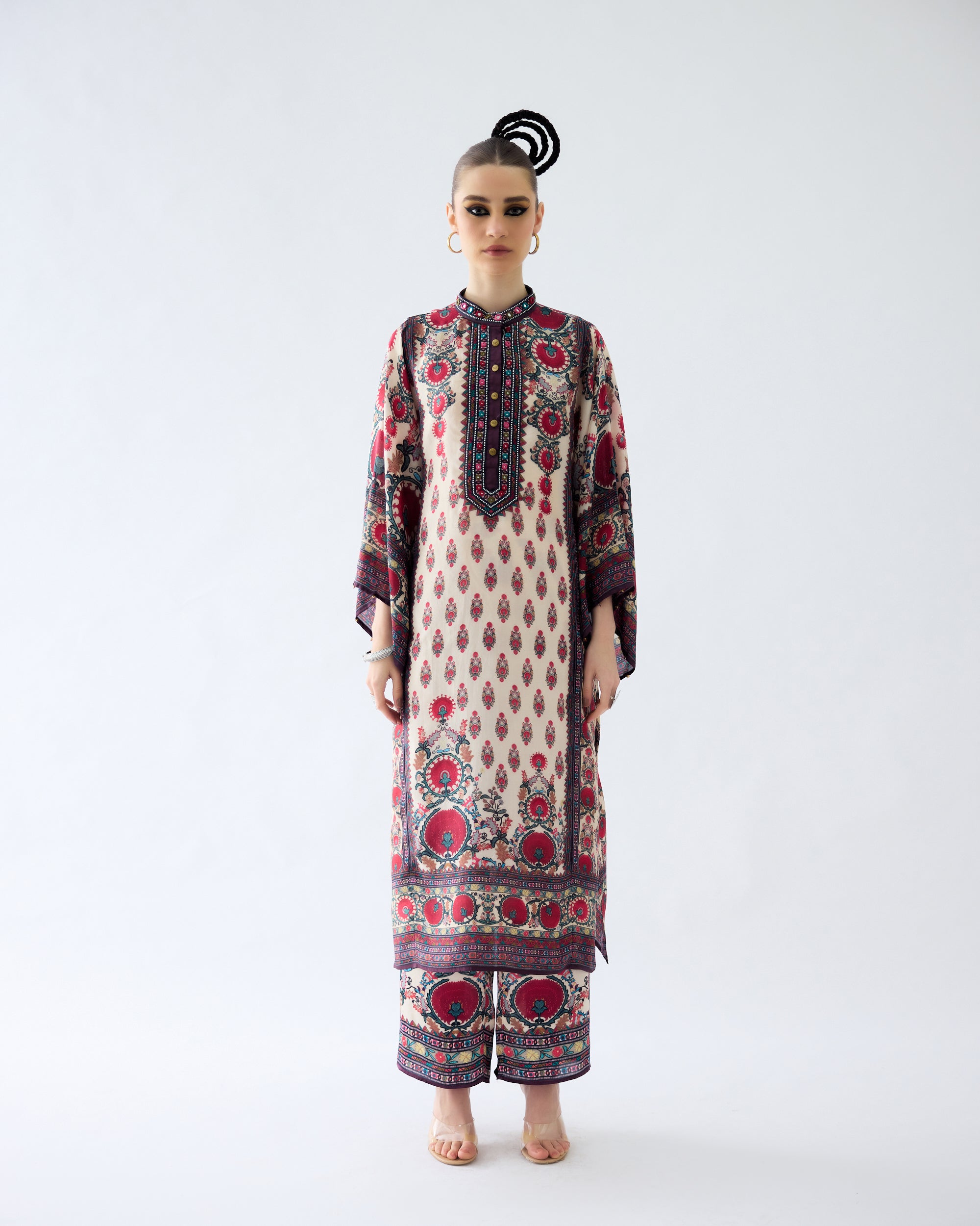 Bukhara : Gayatri - Maroon