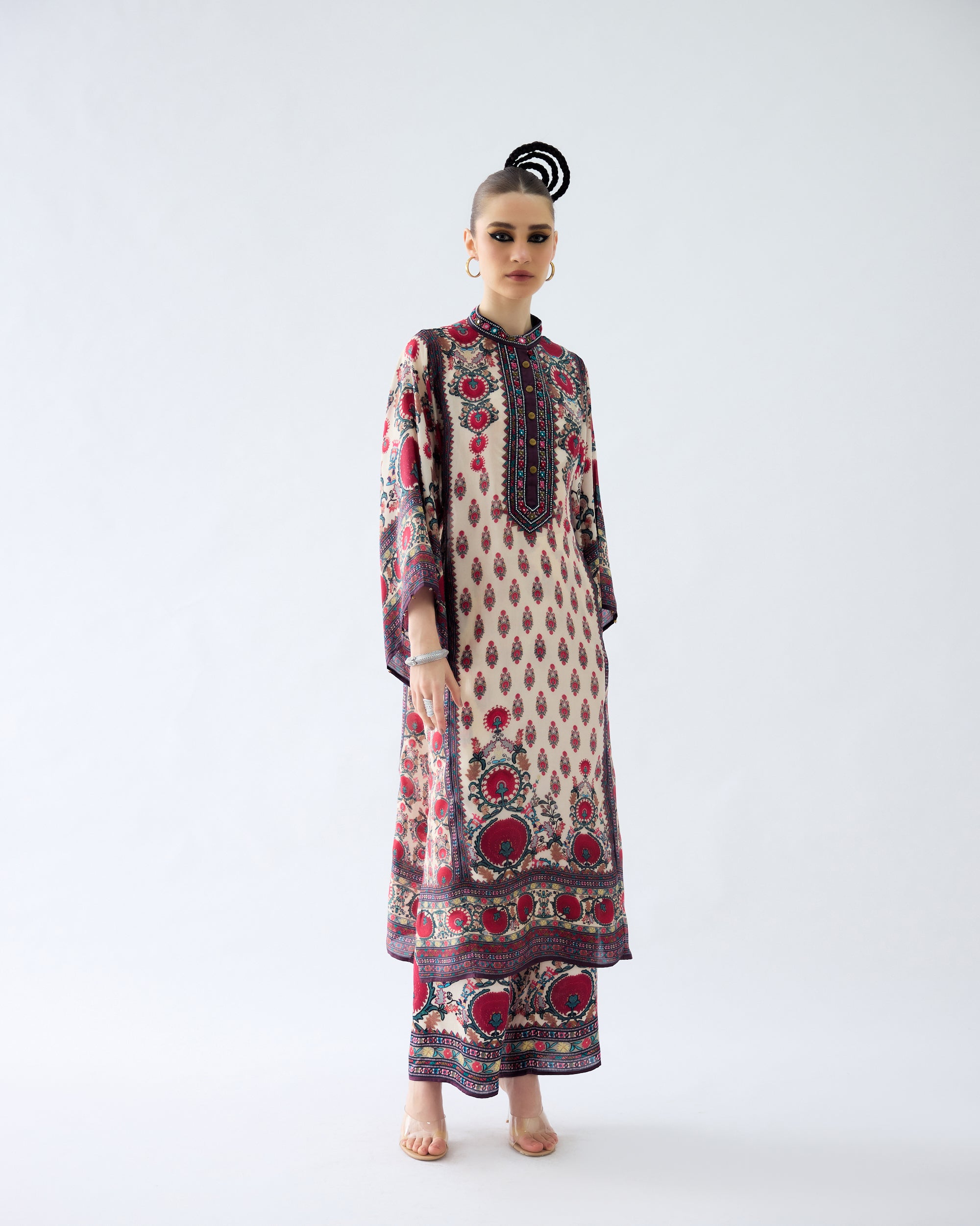 Bukhara : Gayatri - Maroon