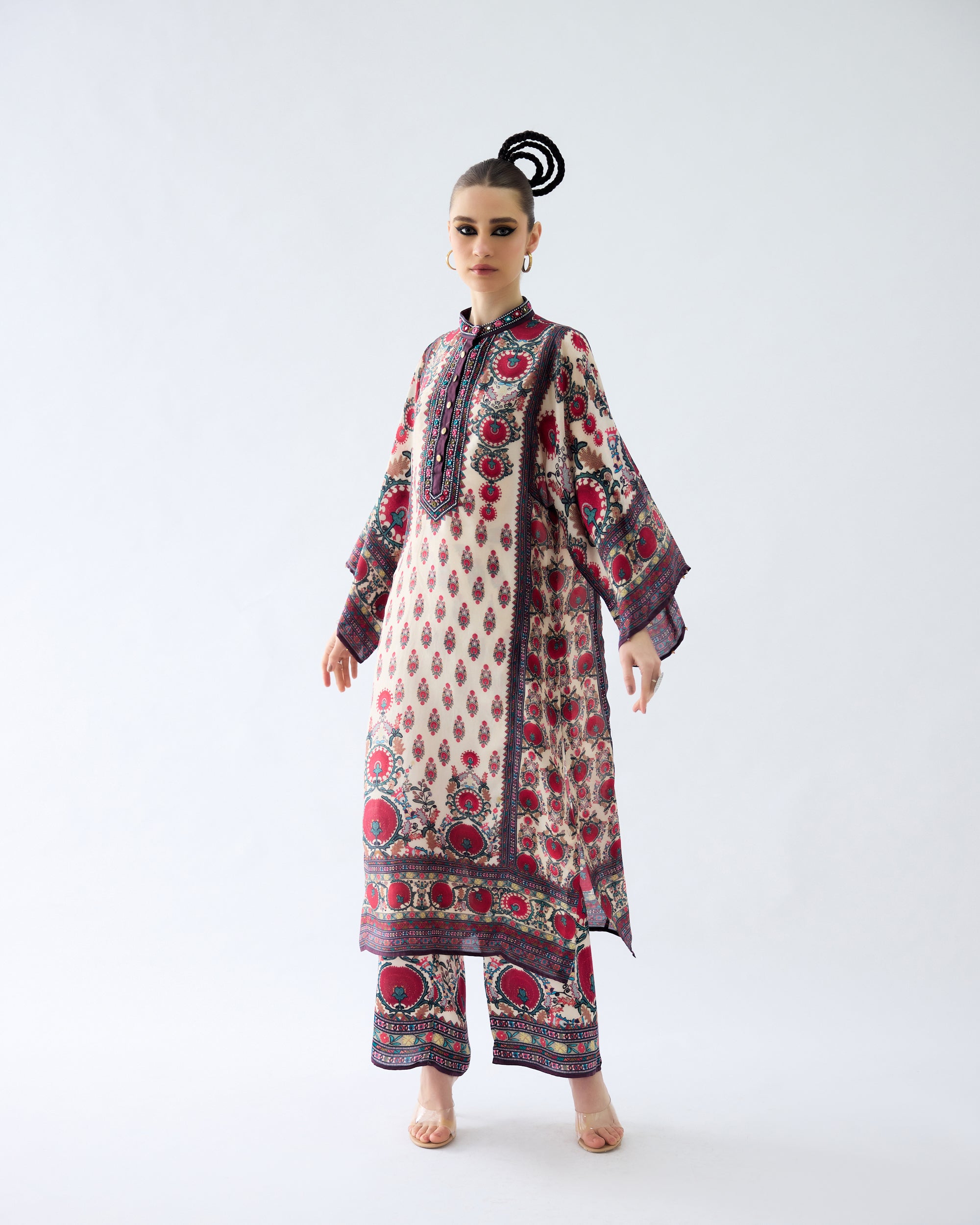 Bukhara : Gayatri - Maroon