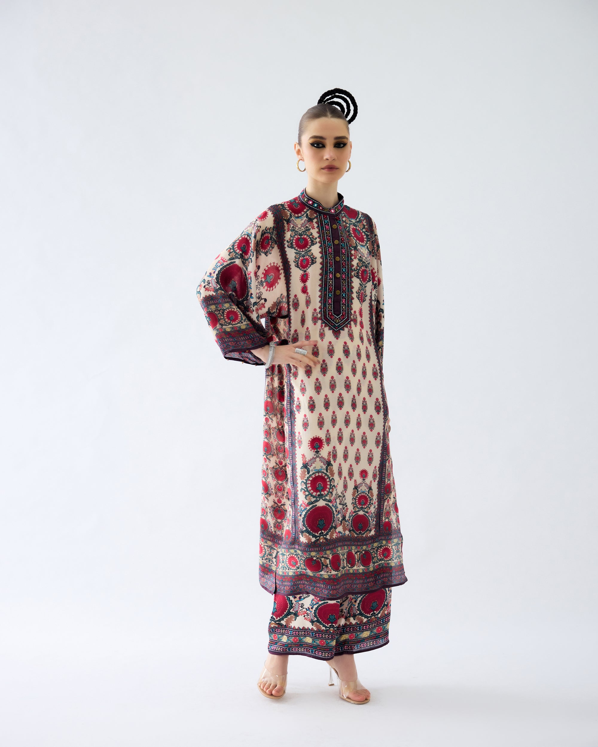 Bukhara : Gayatri - Maroon