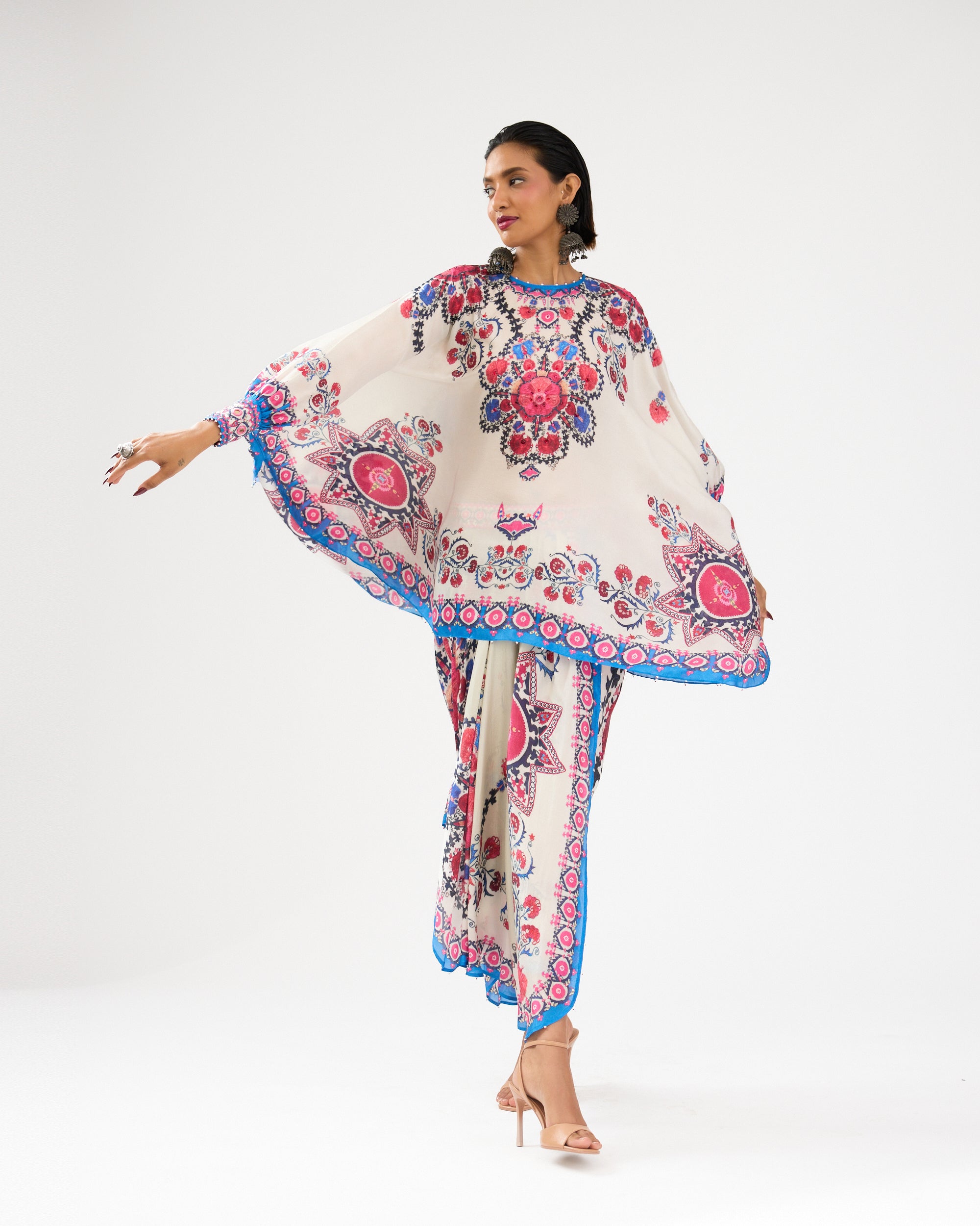 A Bukhara Summer : Colette - Ivory/Blue