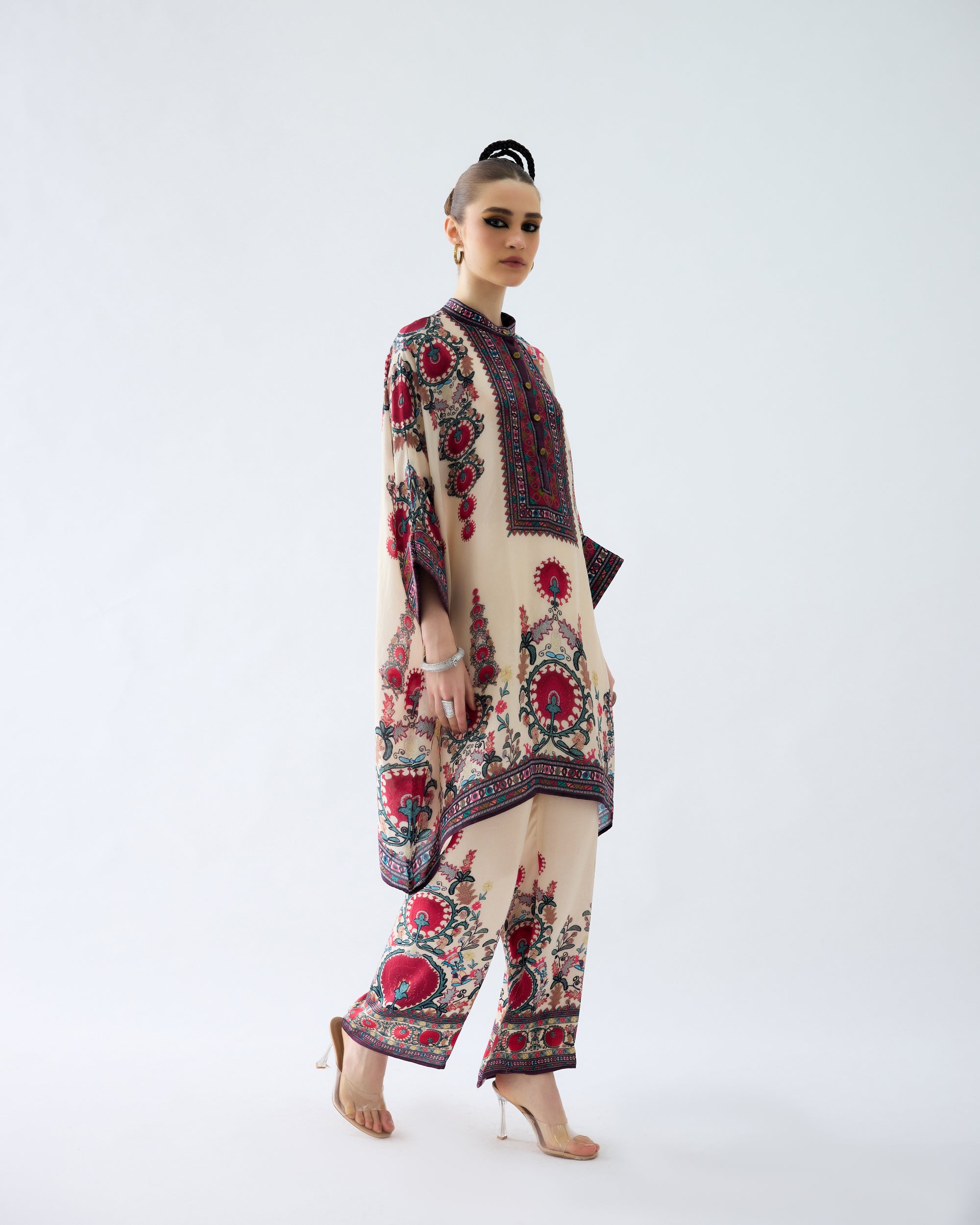 Bukhara : Chanel 36" - Maroon