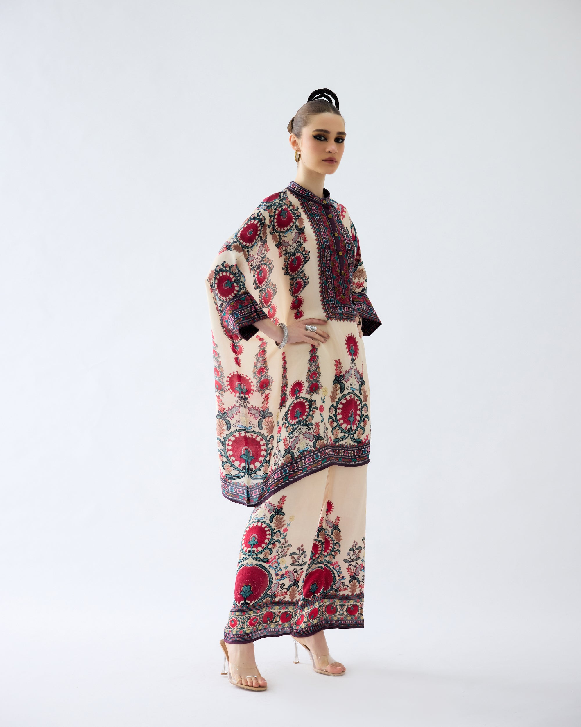Bukhara : Chanel 36" - Maroon