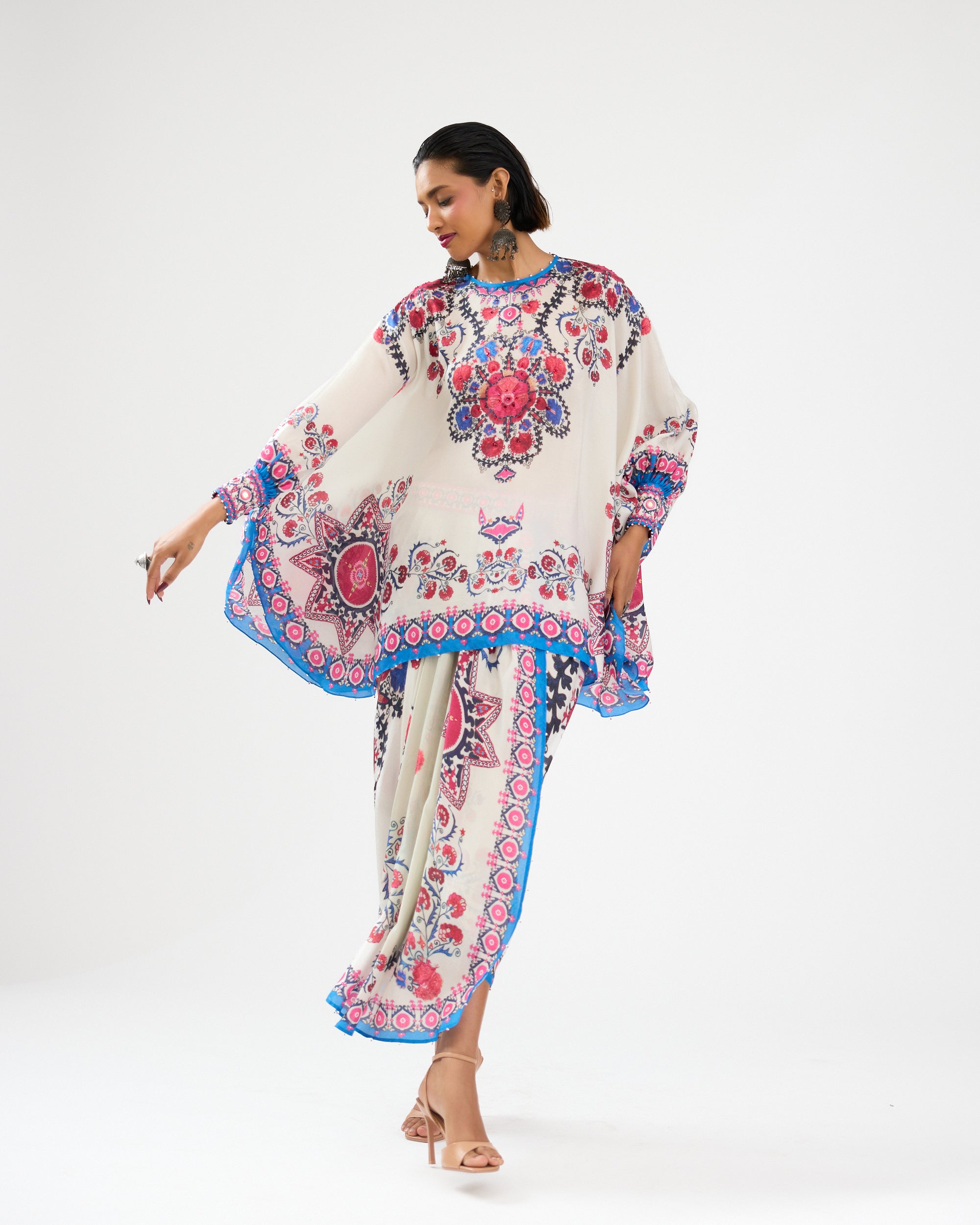 A Bukhara Summer : Colette - Ivory/Blue
