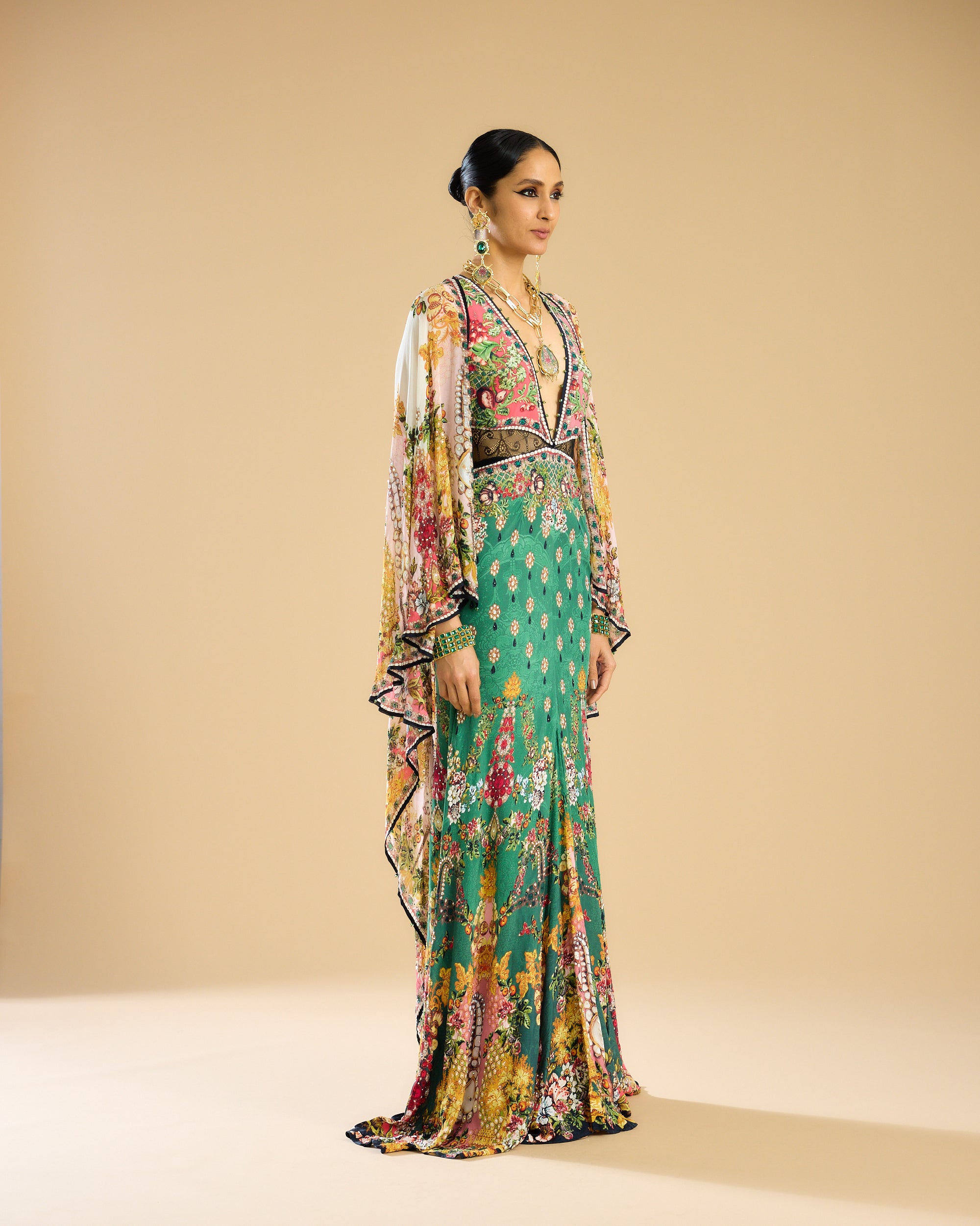Nizam : Camilla - Ivory/Peach