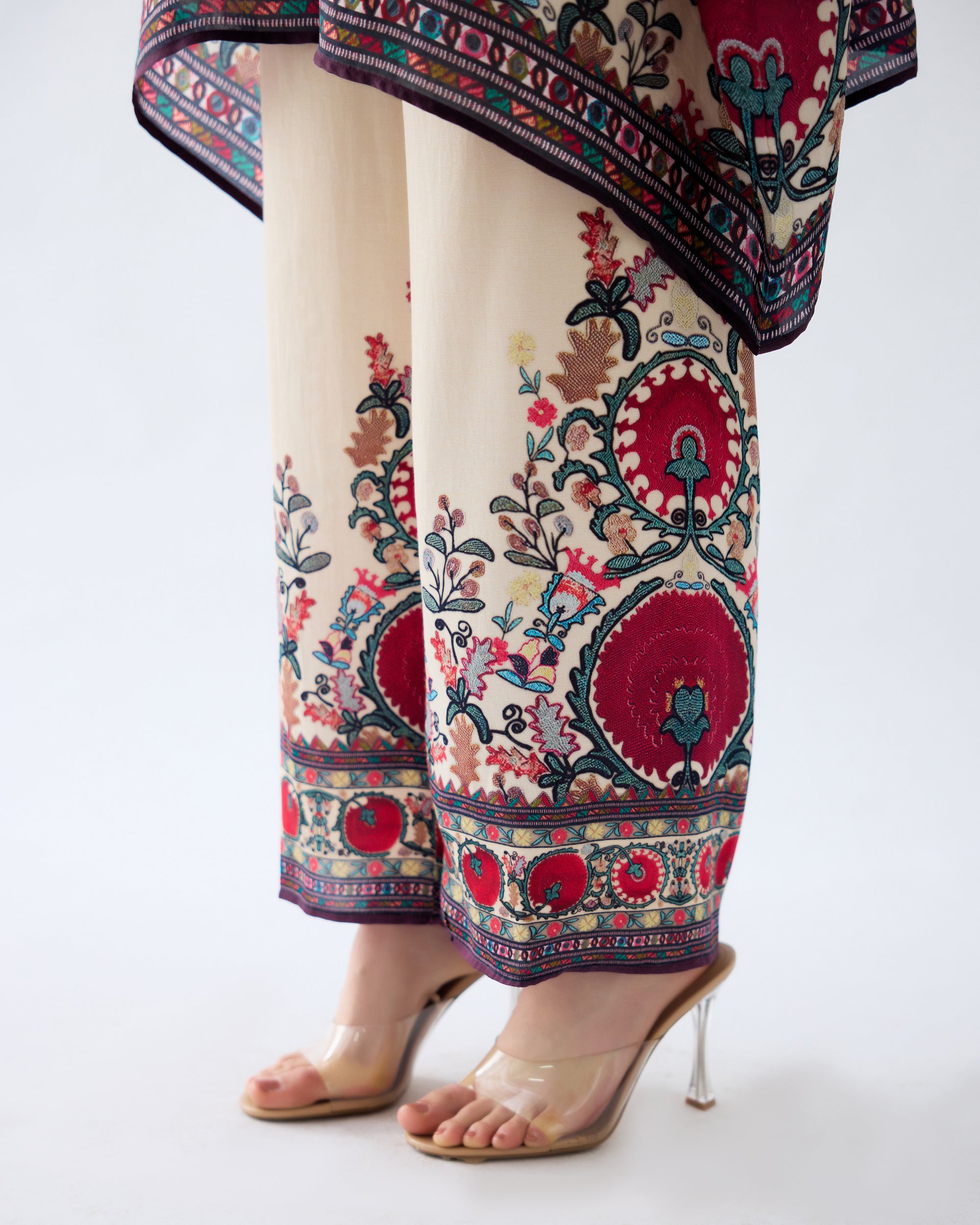 Bukhara : Chanel 36" - Maroon