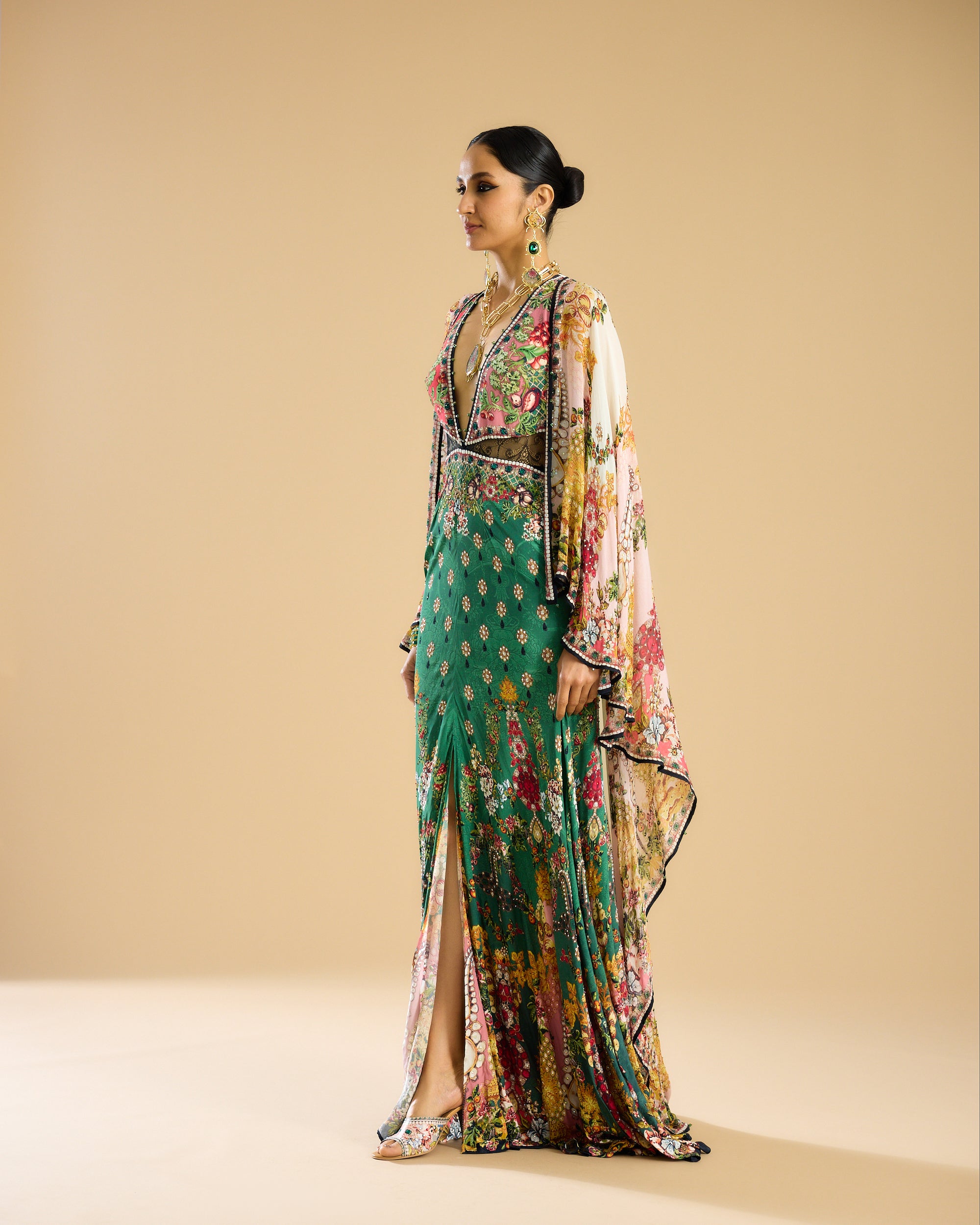 Nizam : Camilla - Ivory/Peach