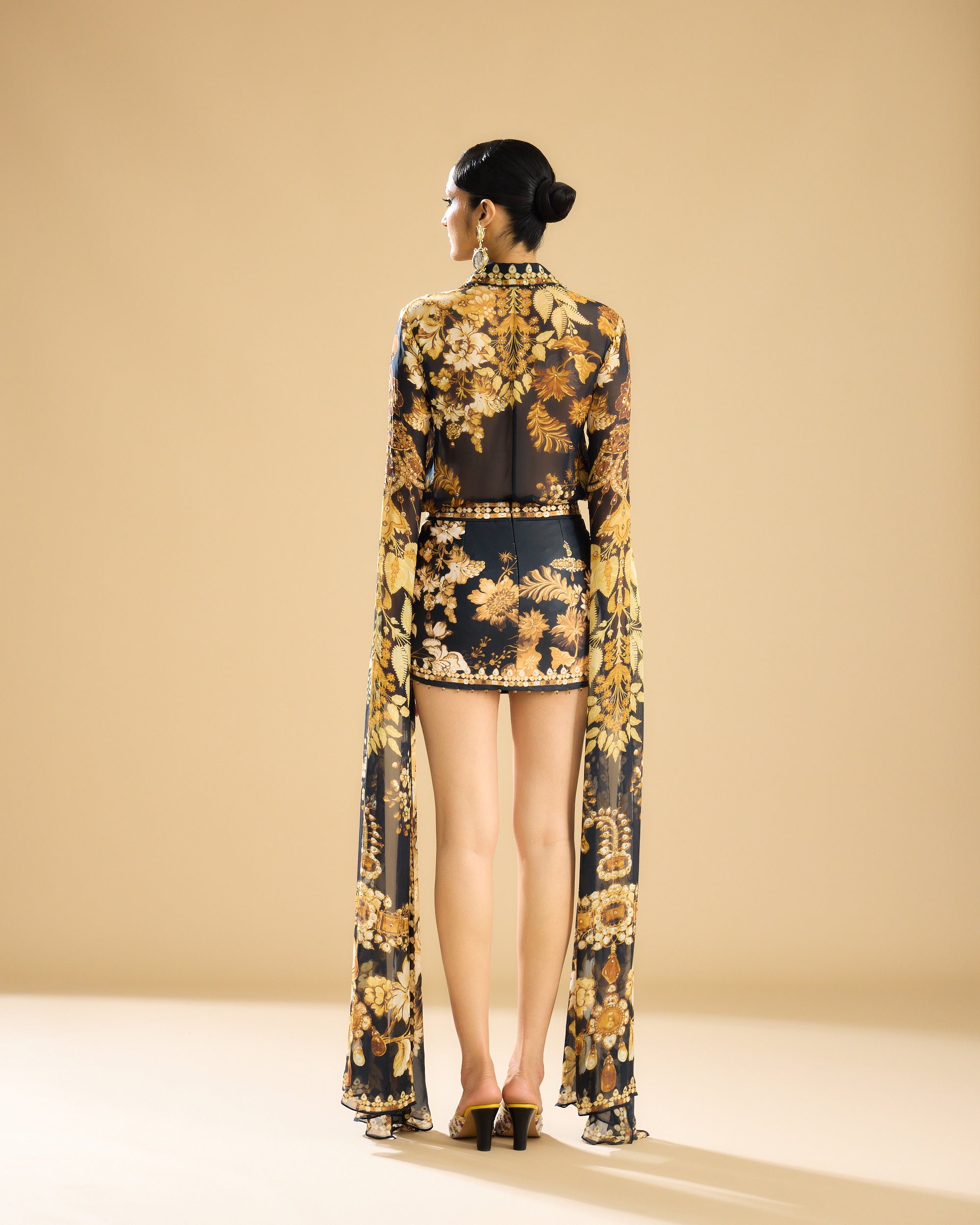 Nizam : Maaya - Black/Gold