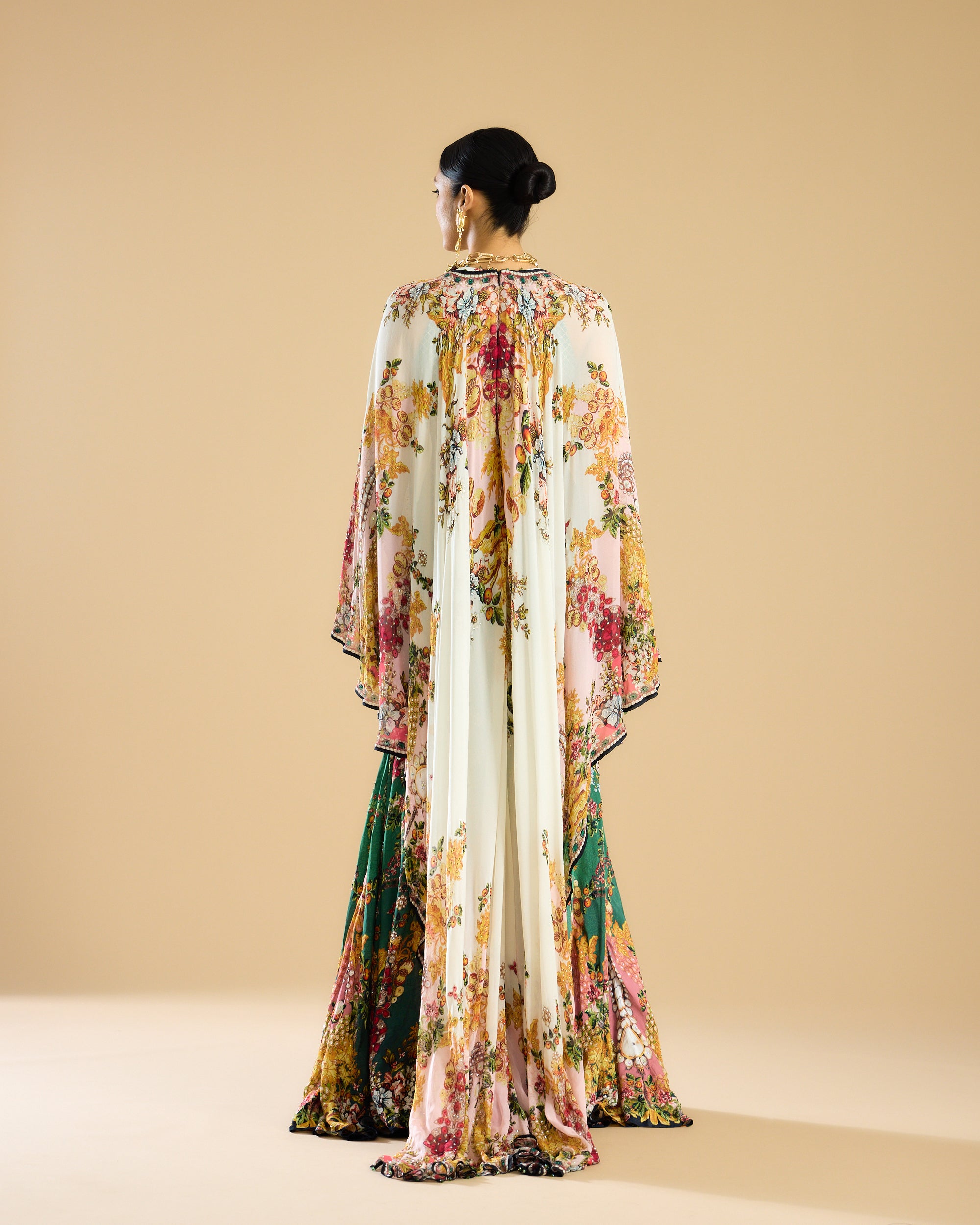 Nizam : Camilla - Ivory/Peach