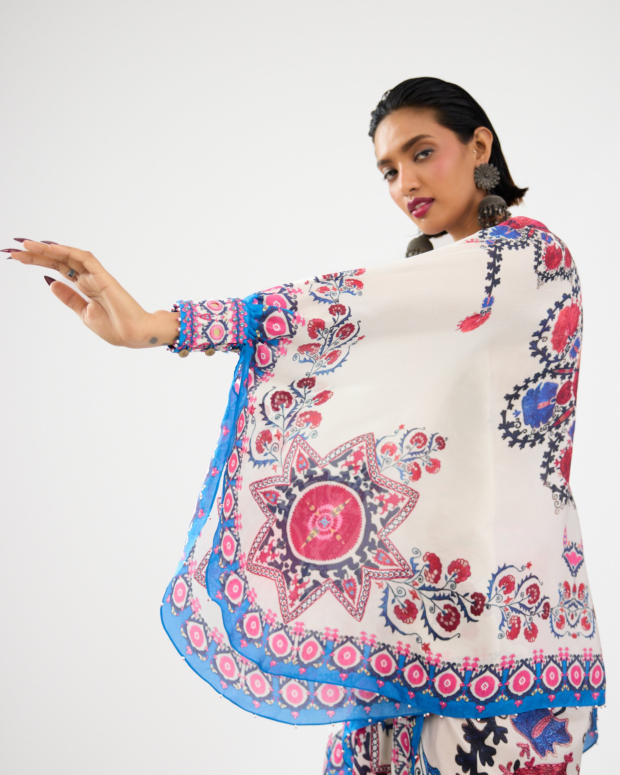 A Bukhara Summer : Colette - Ivory/Blue