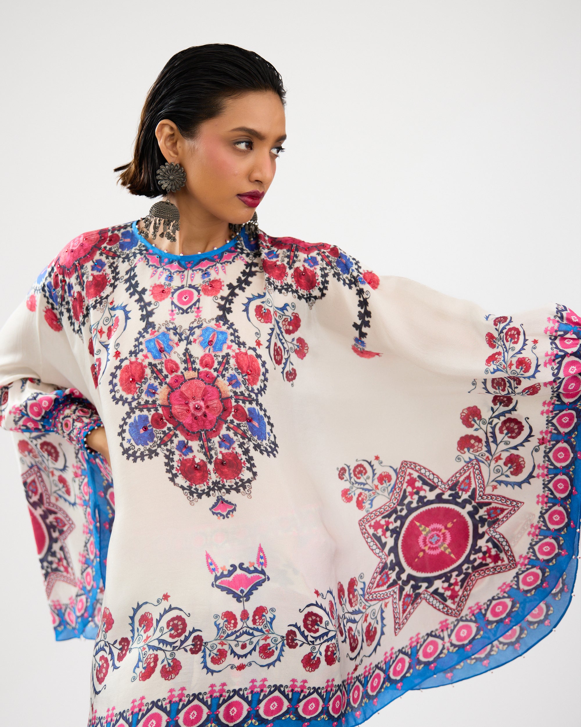 A Bukhara Summer : Colette - Ivory/Blue