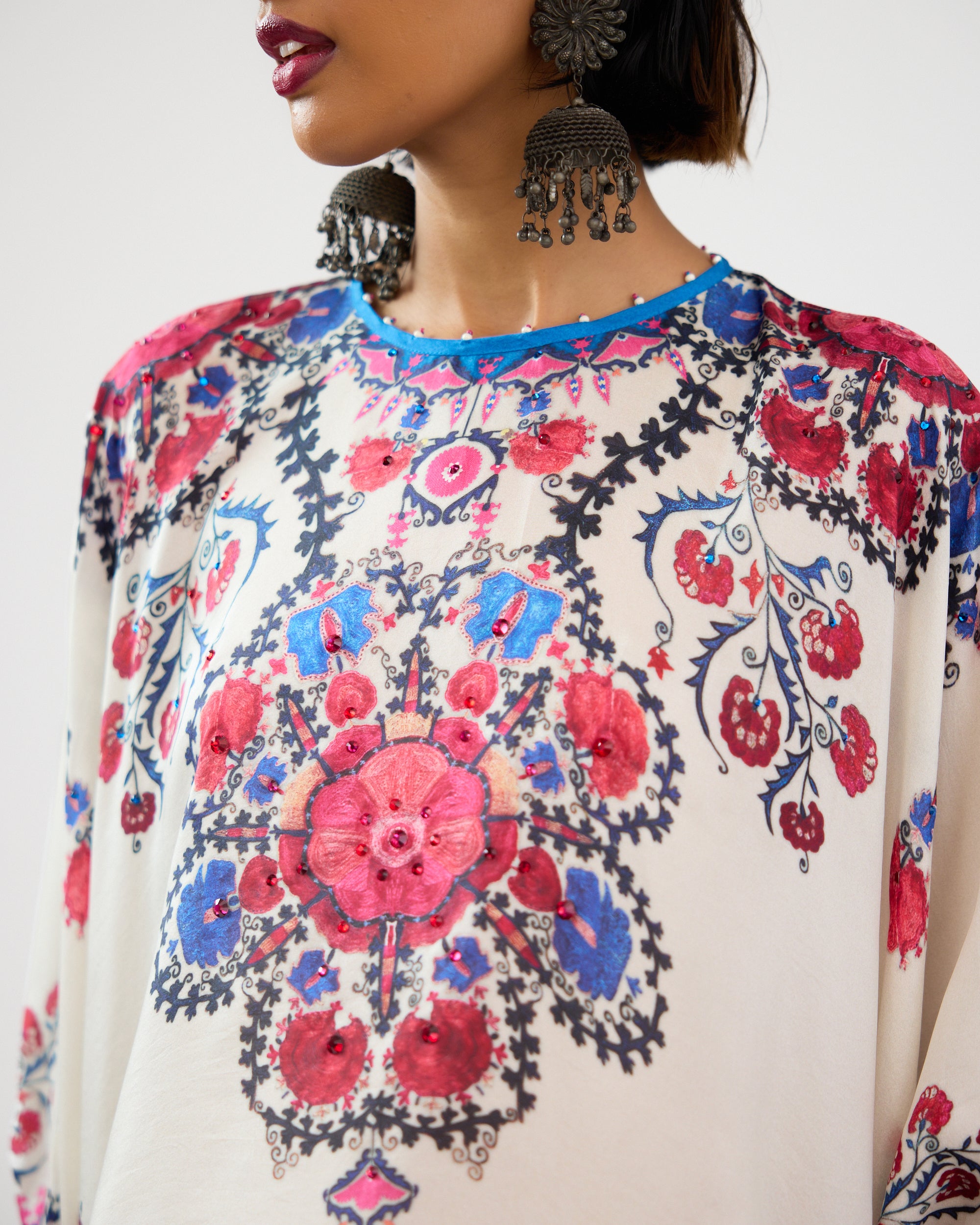 A Bukhara Summer : Colette - Ivory/Blue