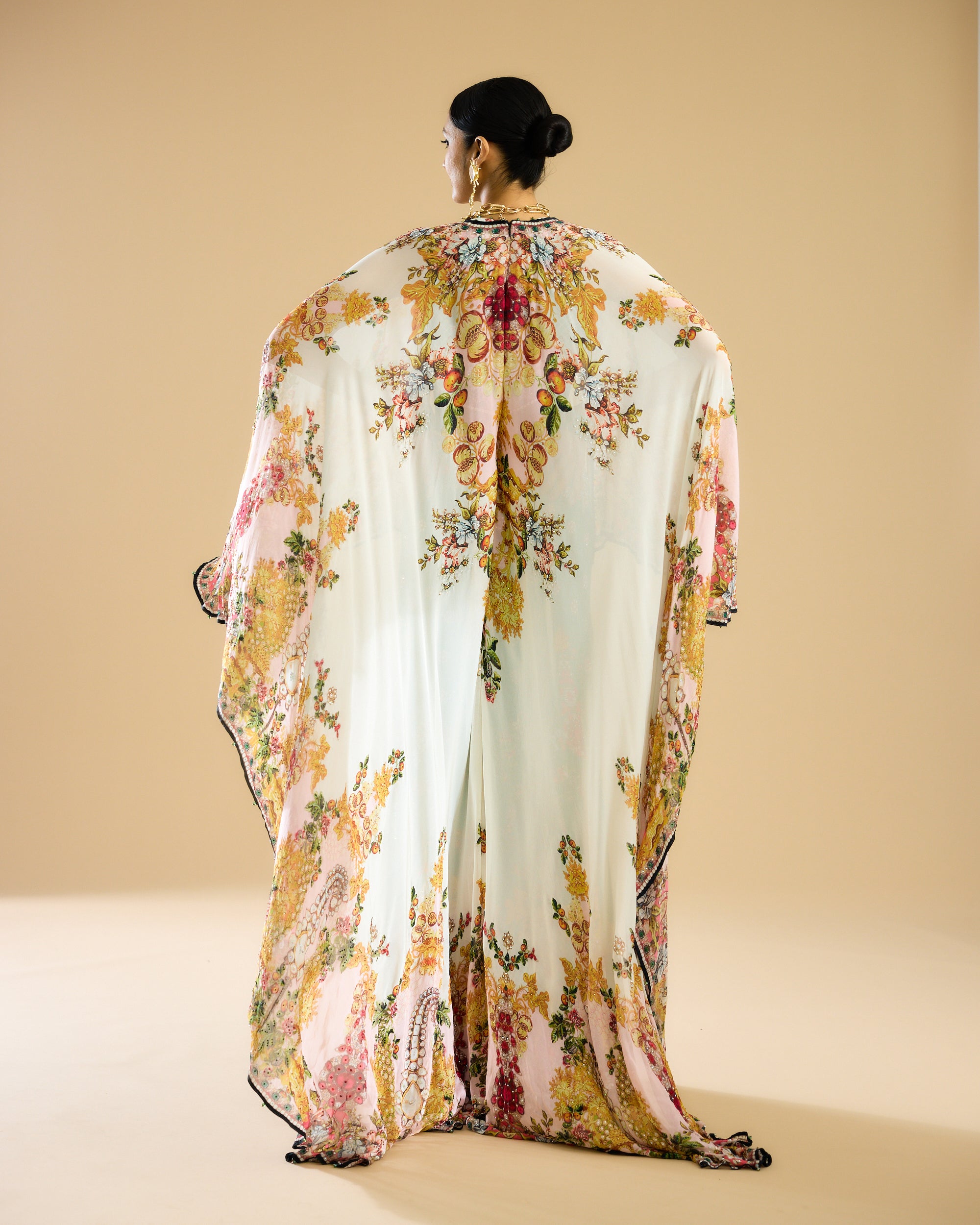 Nizam : Camilla - Ivory/Peach