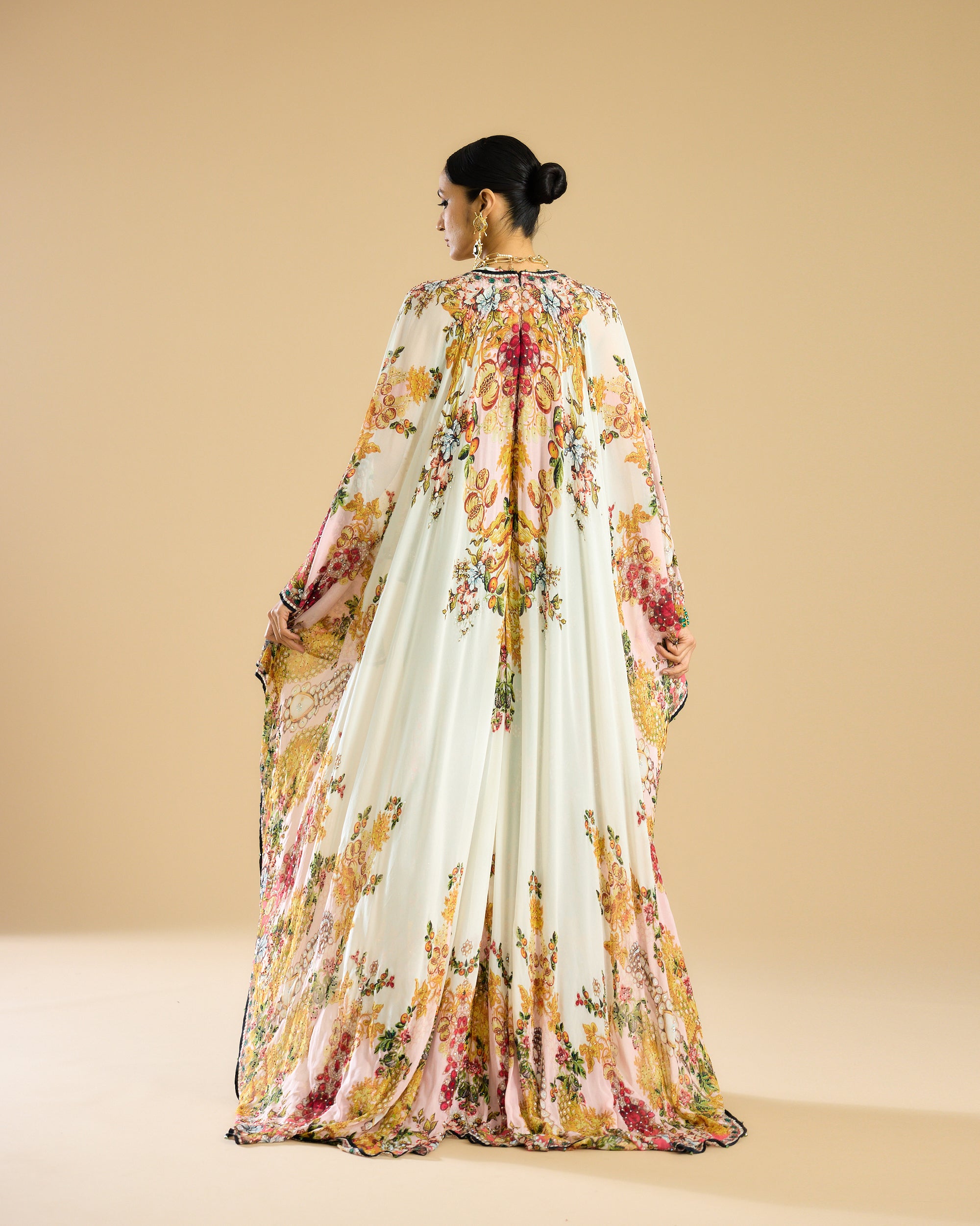 Nizam : Camilla - Ivory/Peach