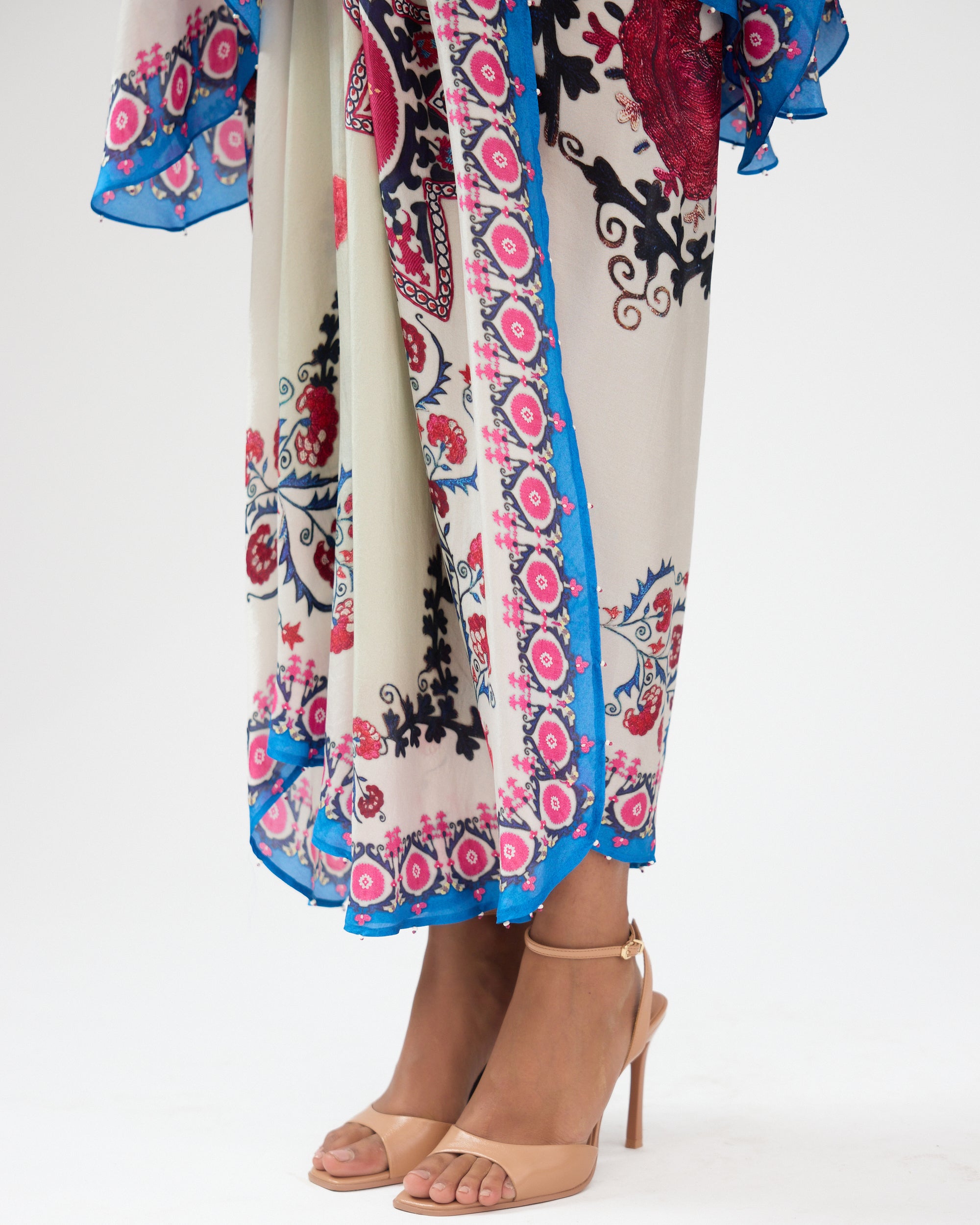 A Bukhara Summer : Colette - Ivory/Blue