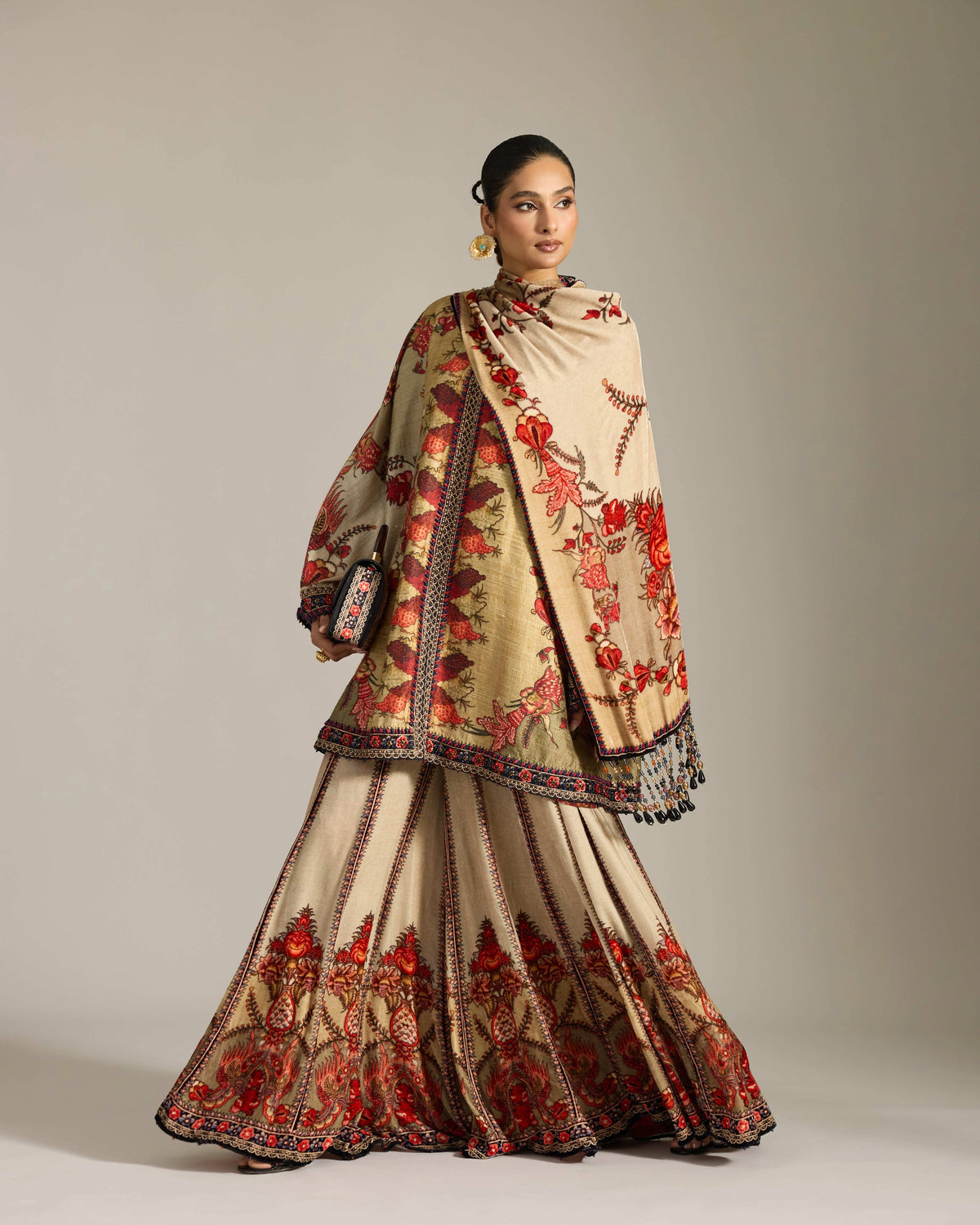 CHINTZ : Anod / Mina