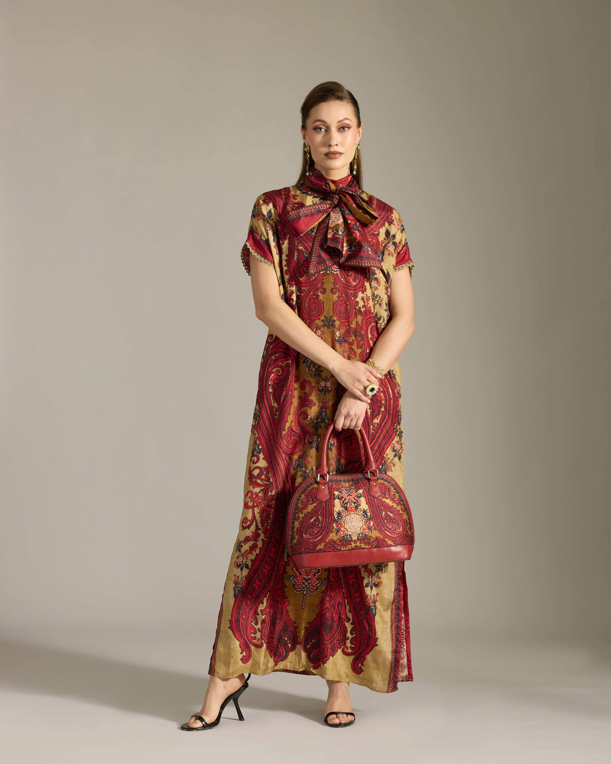 CHINTZ : Boutania