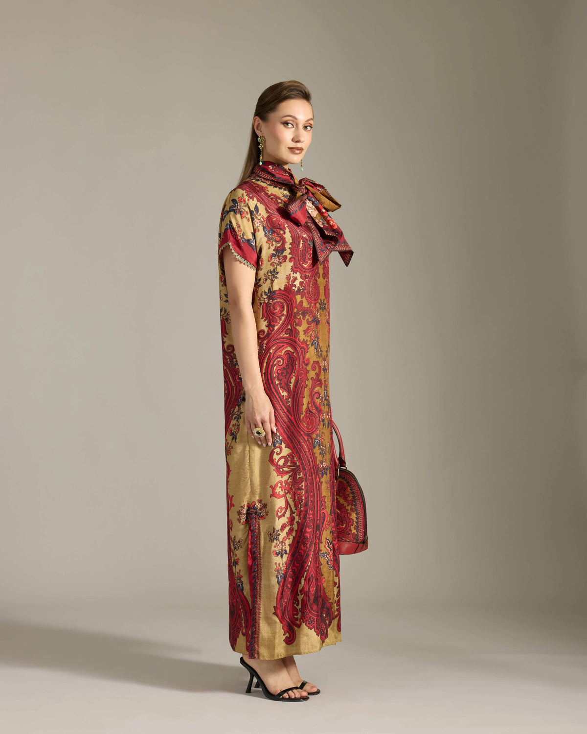 CHINTZ : Boutania