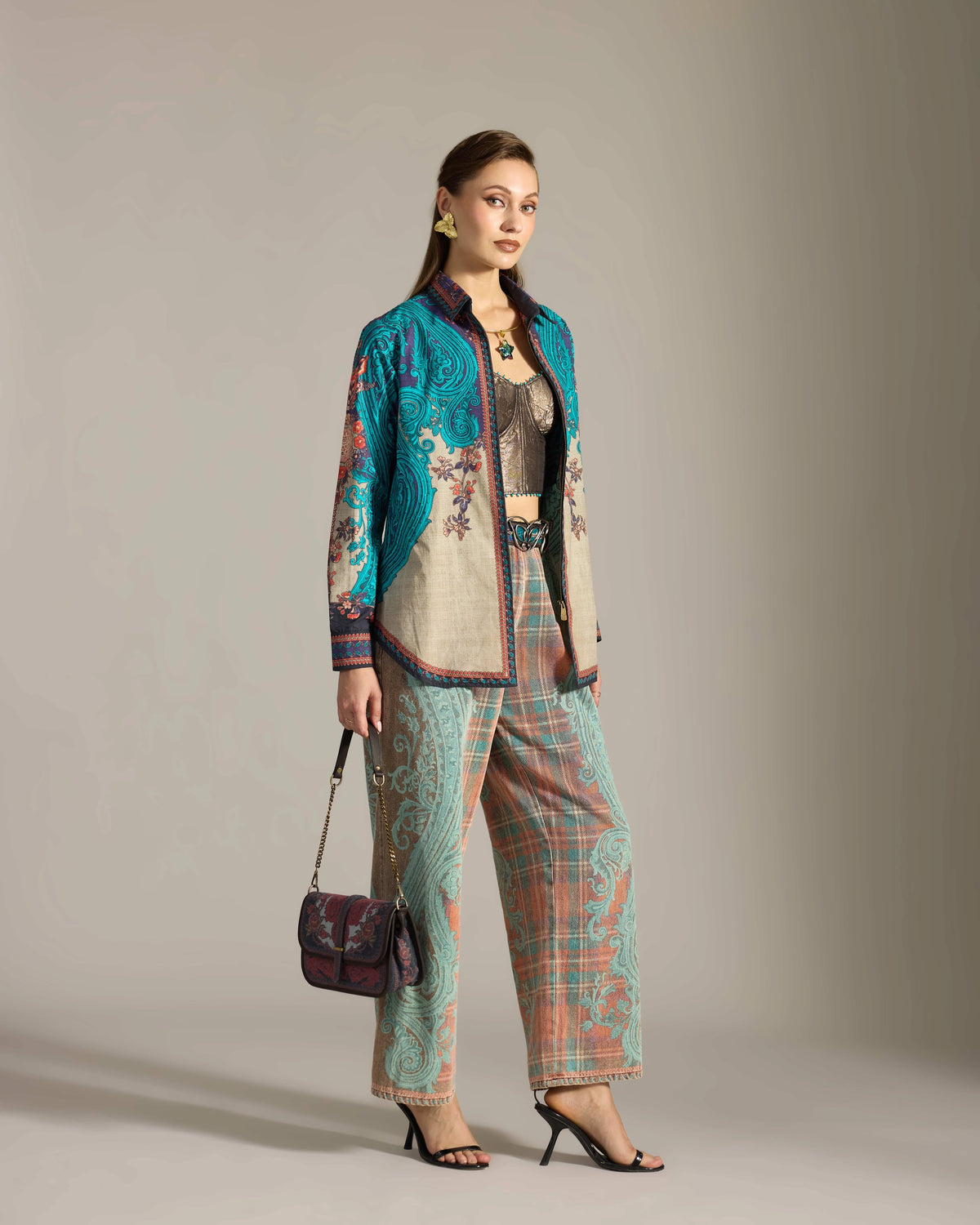 CHINTZ : Faiza / Zuhur / Elham