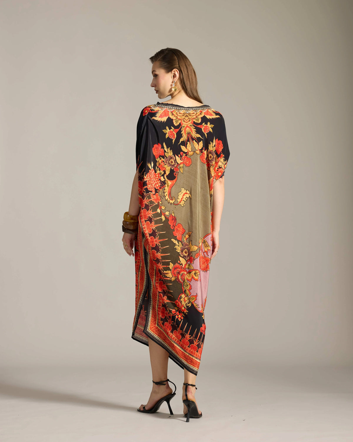 CHINTZ : Lajjo