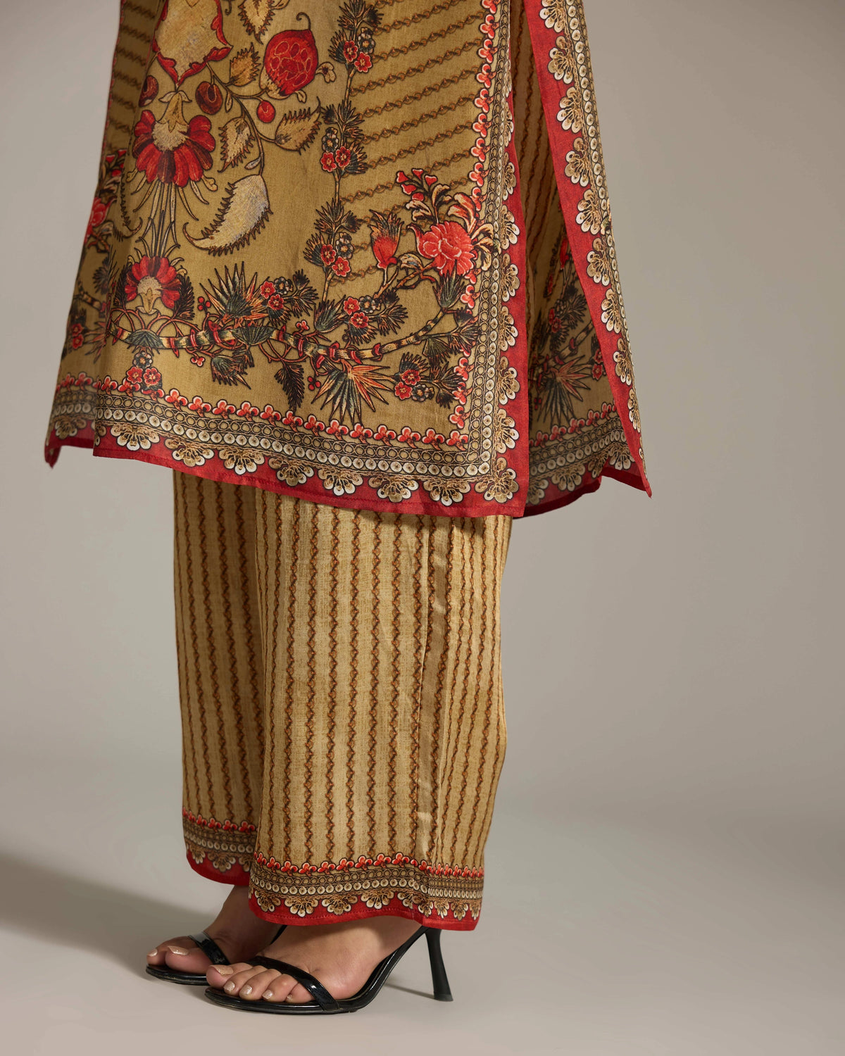CHINTZ : Ramin