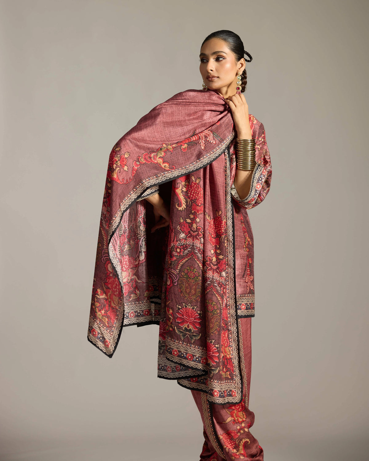 CHINTZ : Resham