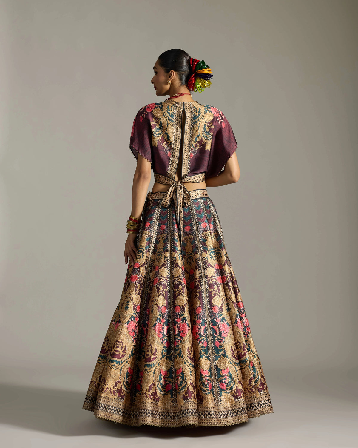 CHINTZ : Nirja Leela Set
