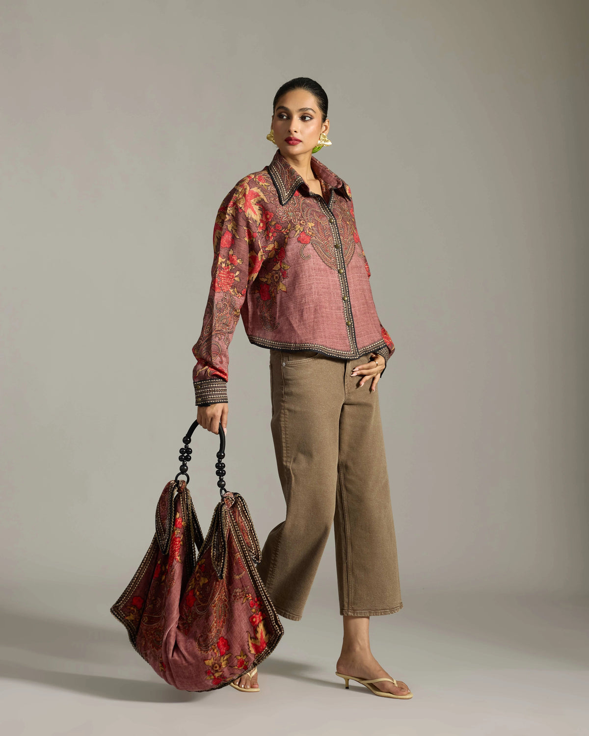 CHINTZ : Hana