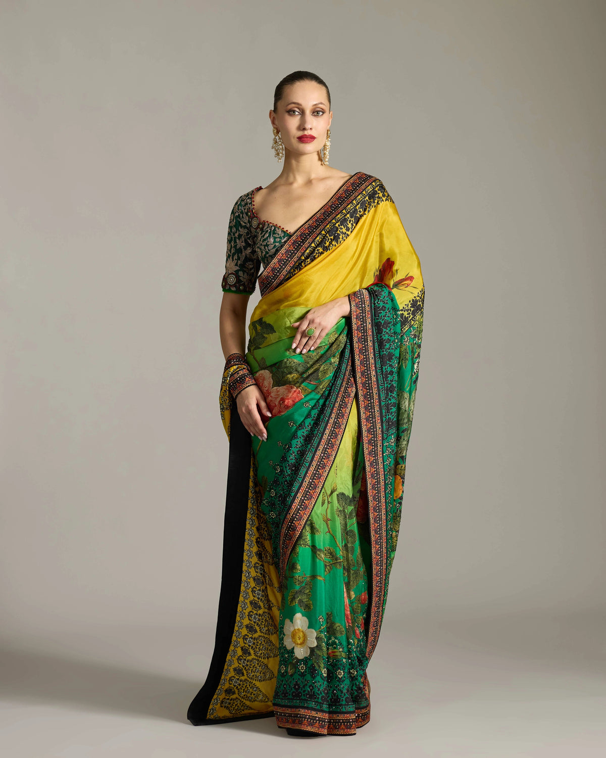 INDIES : Saari Set