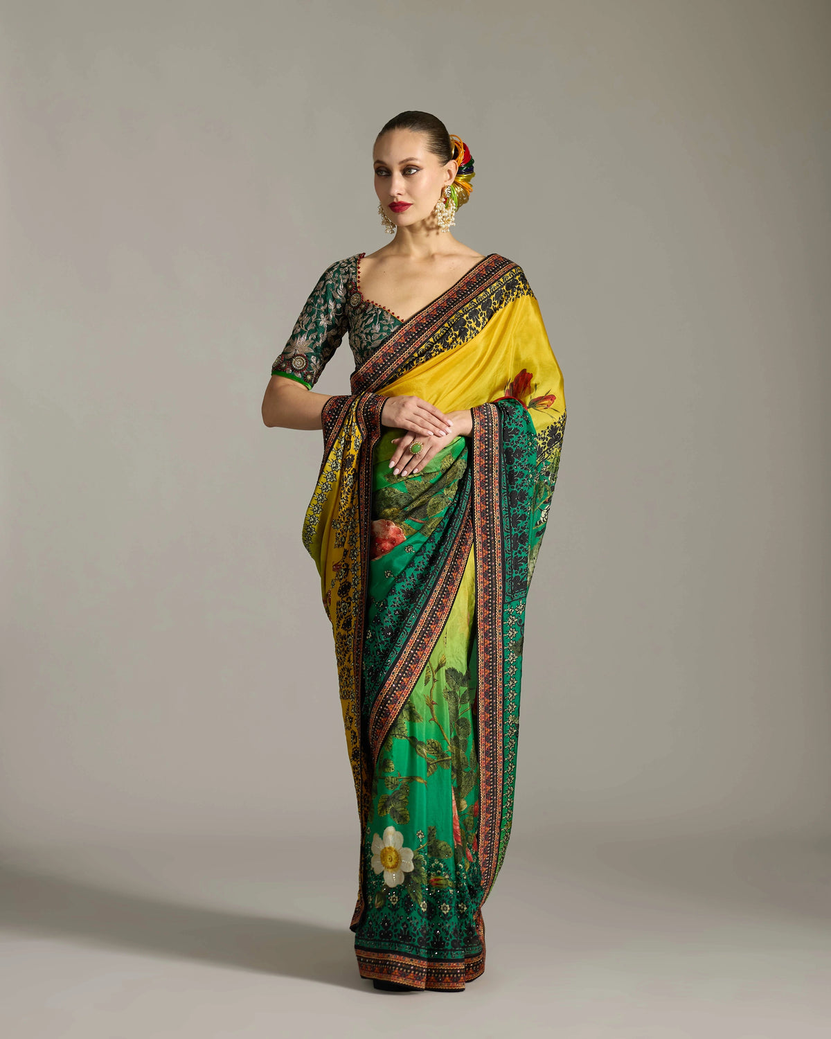 INDIES : Saari Set